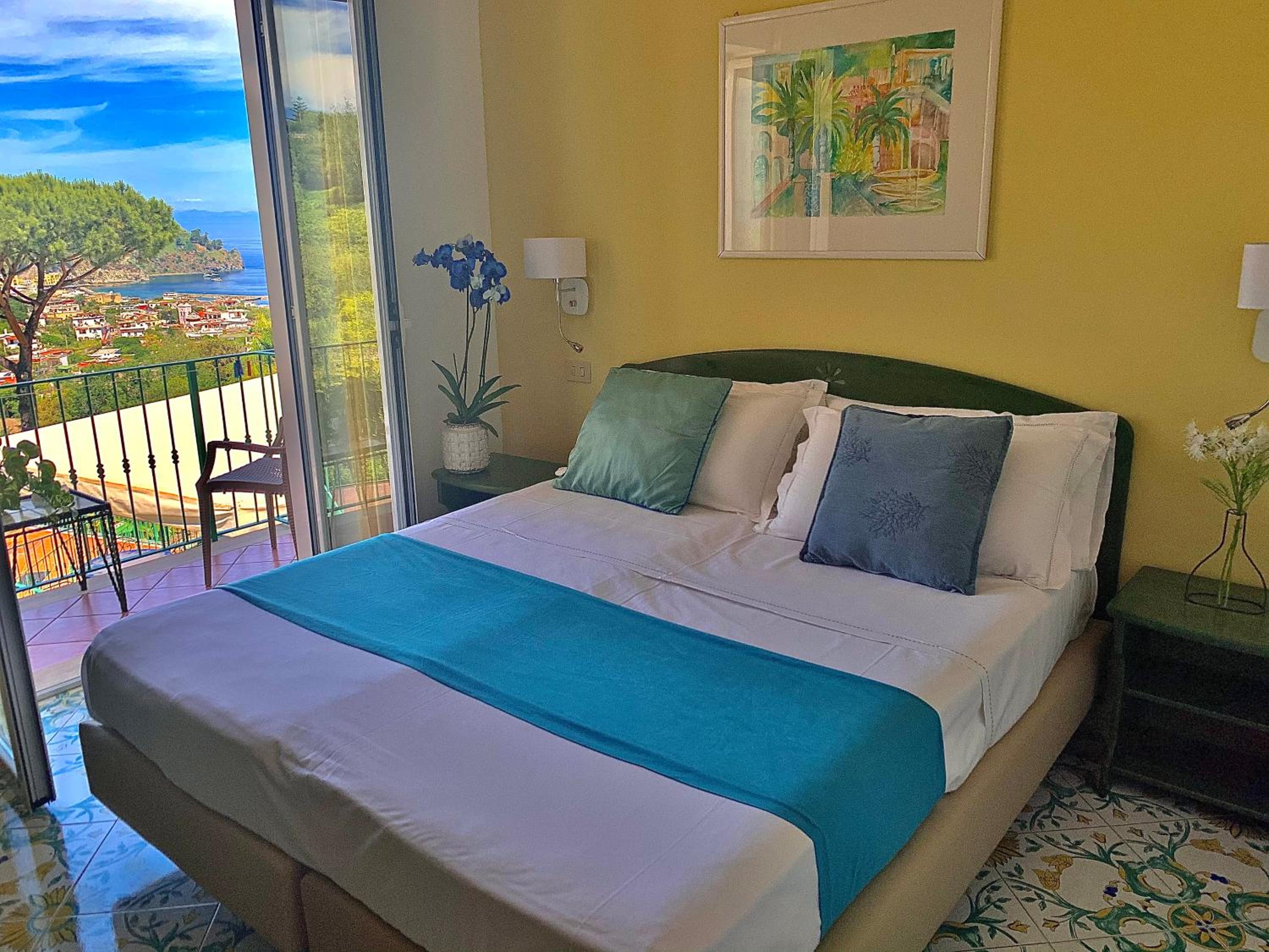Double or Twin Room with Side Sea View