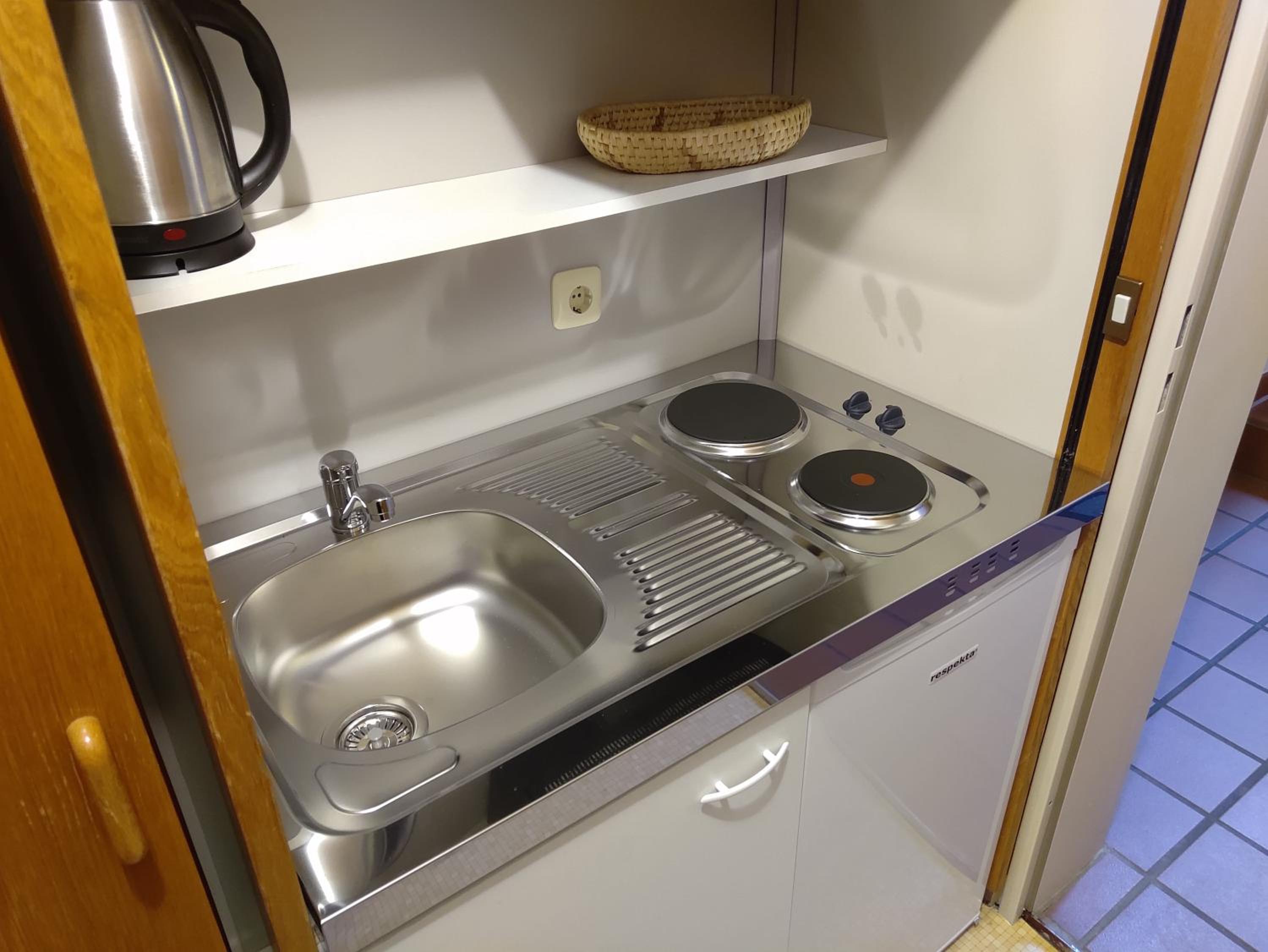 Double Room - Photo 16