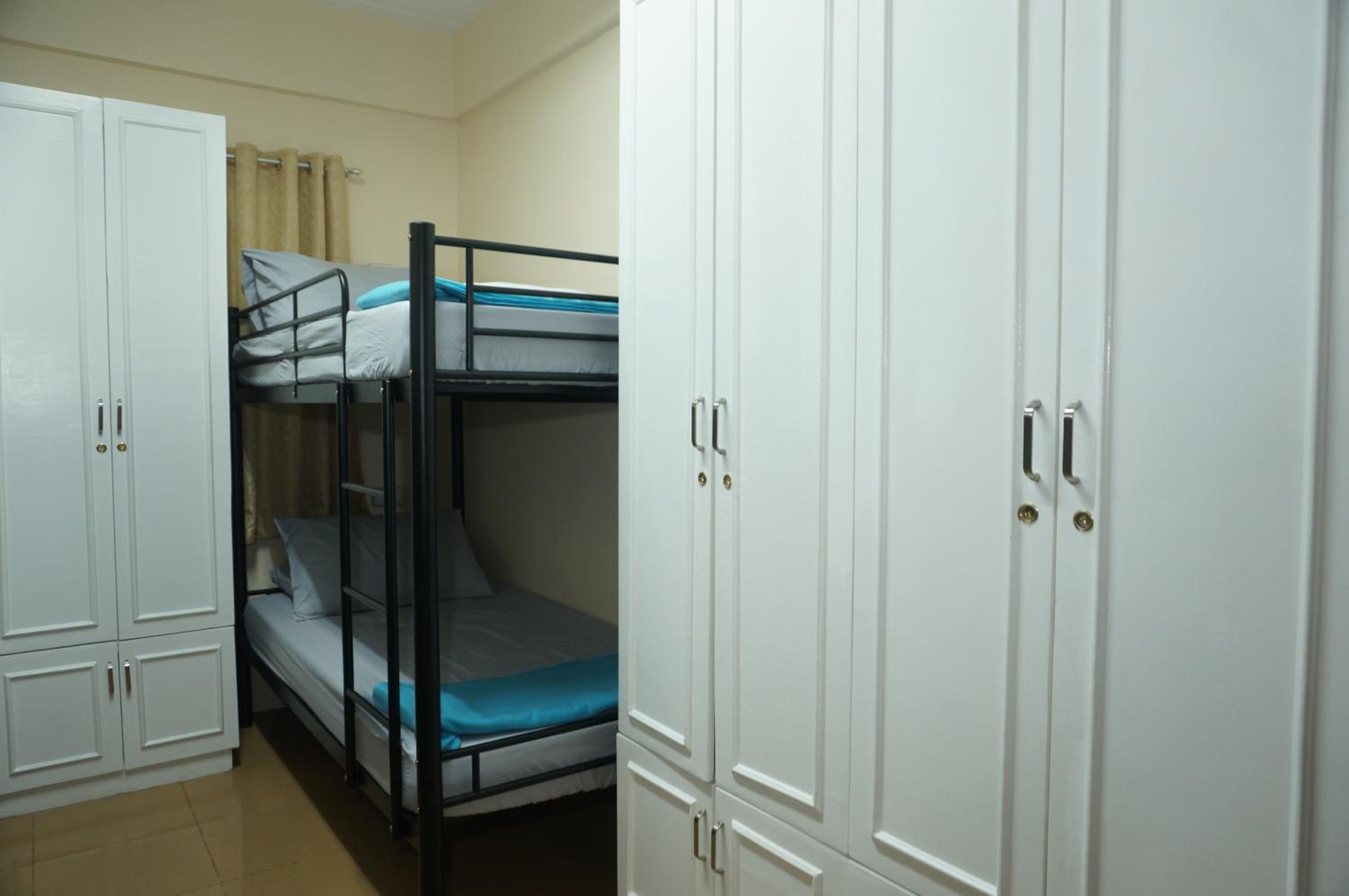 Two-Bedroom Apartment - Photo 3