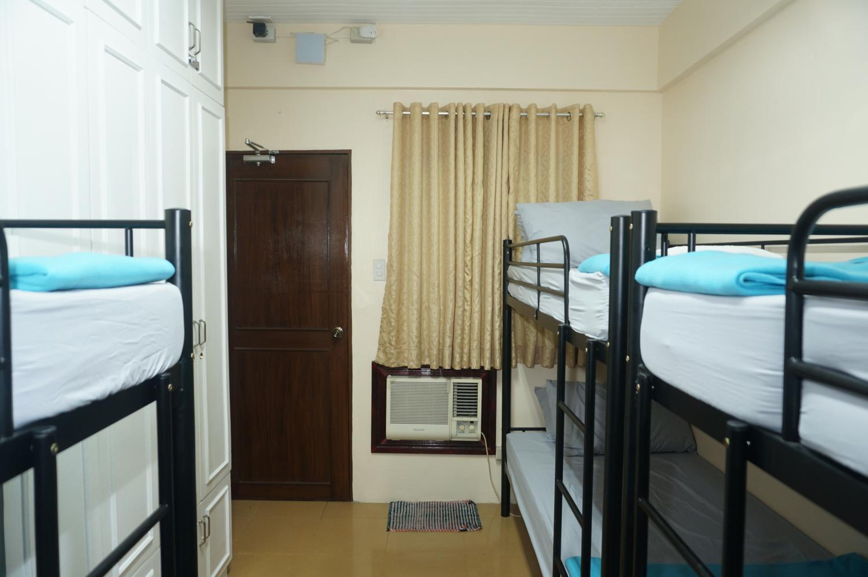 Two-Bedroom Apartment - Photo 1