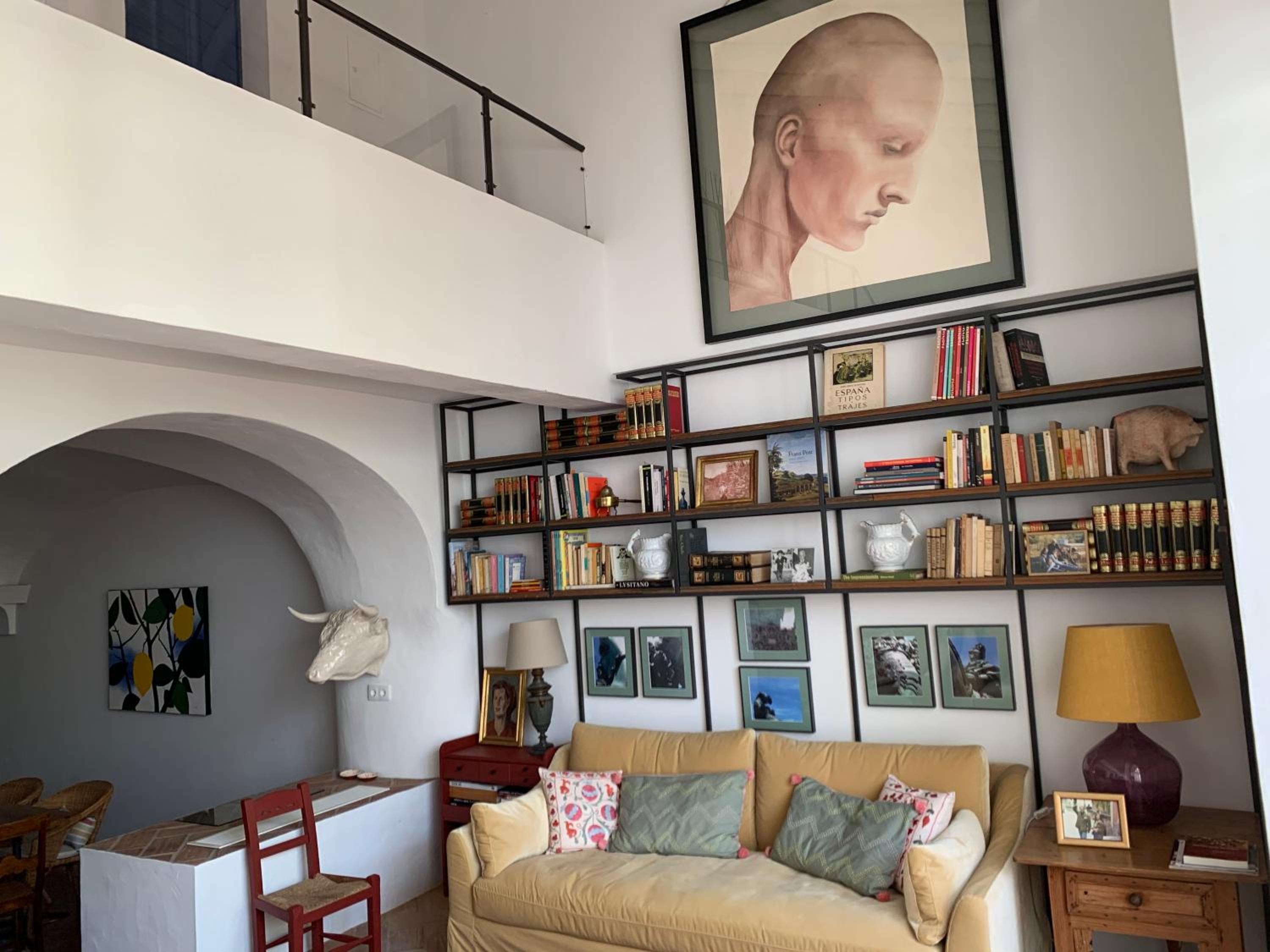 Three-Bedroom House photo 1