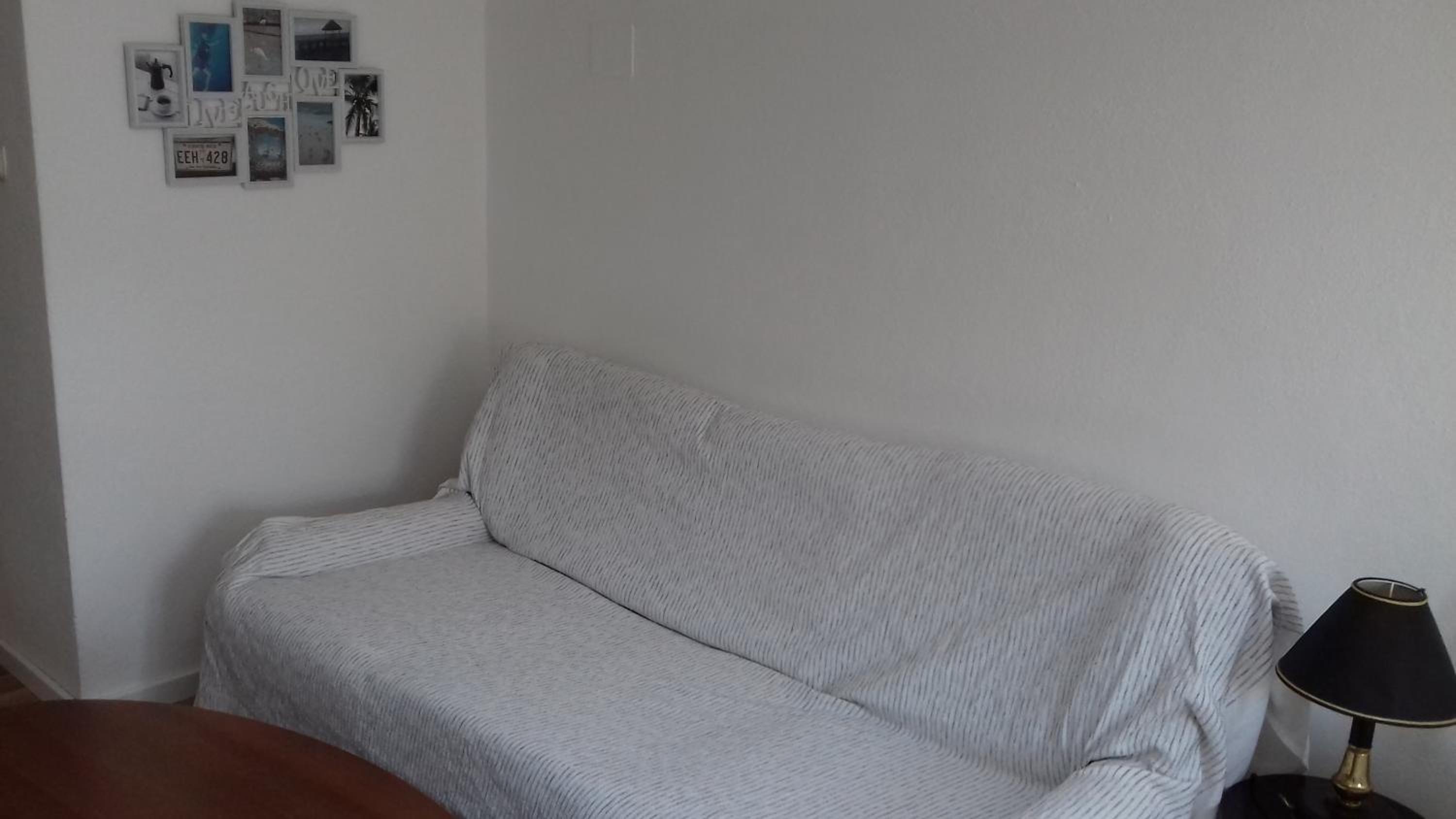 Studio with Balcony - Photo 3