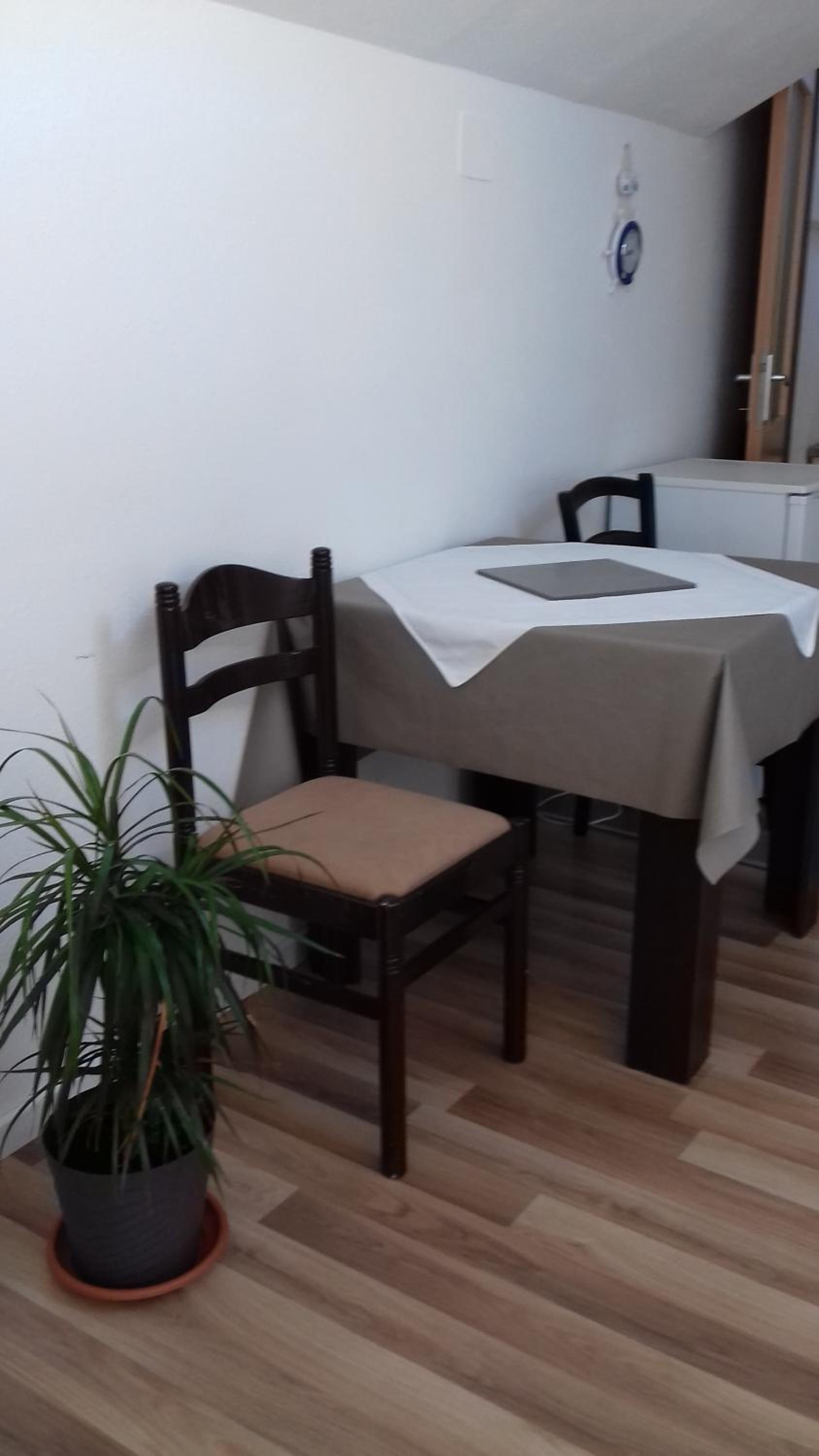 Studio with Balcony - Photo 15
