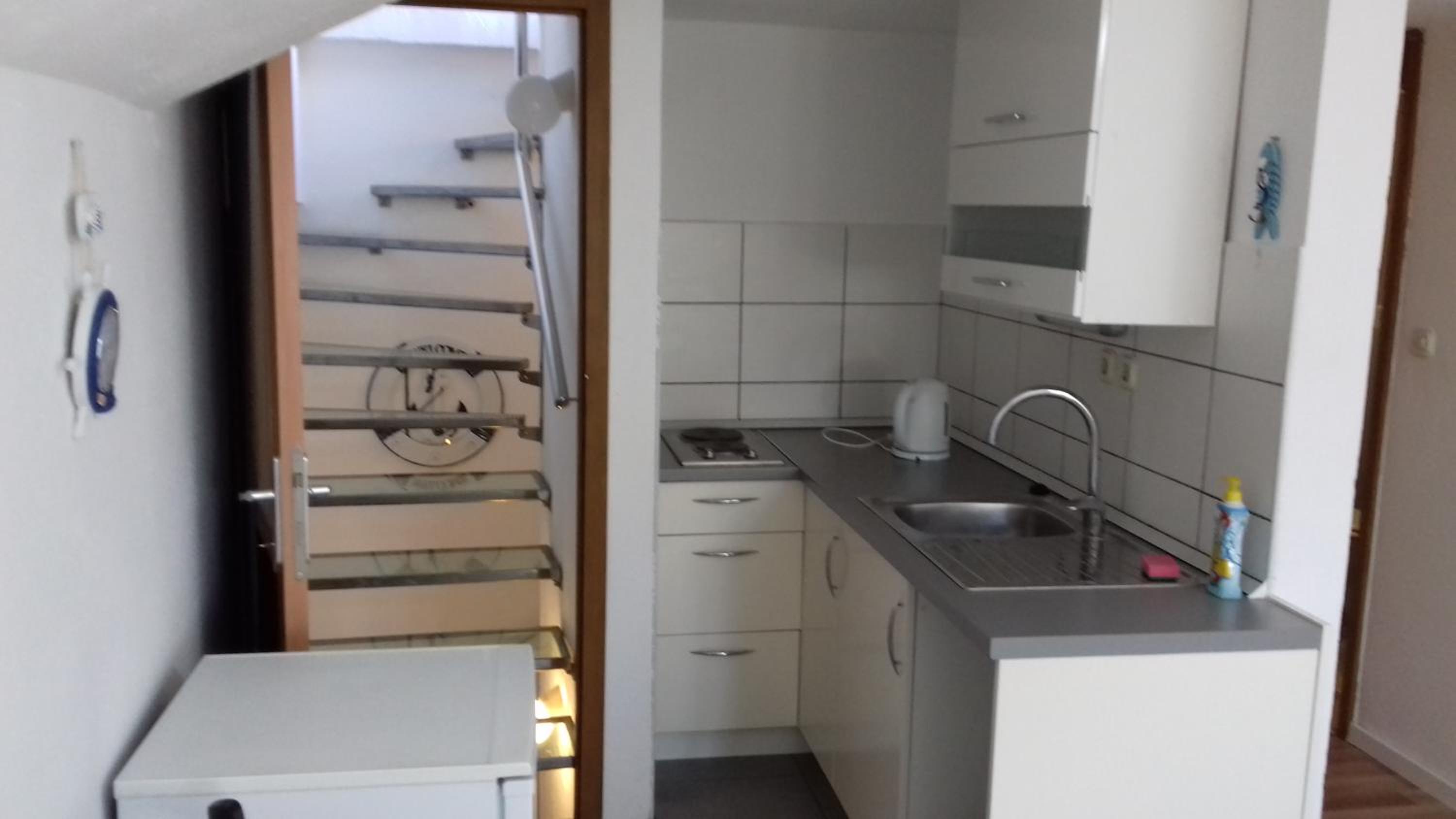 Studio with Balcony - Photo 4