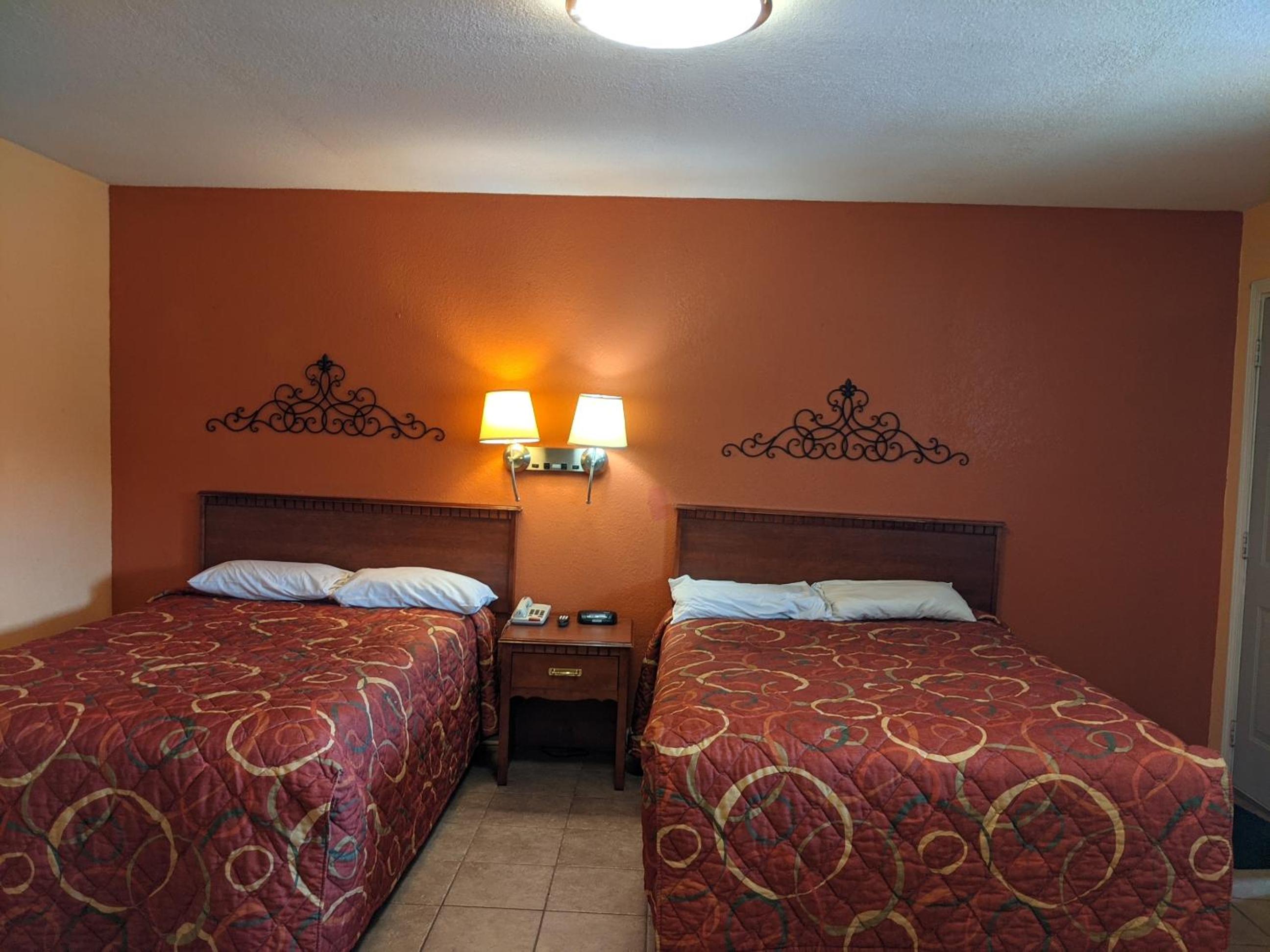 Double Room - Photo 6