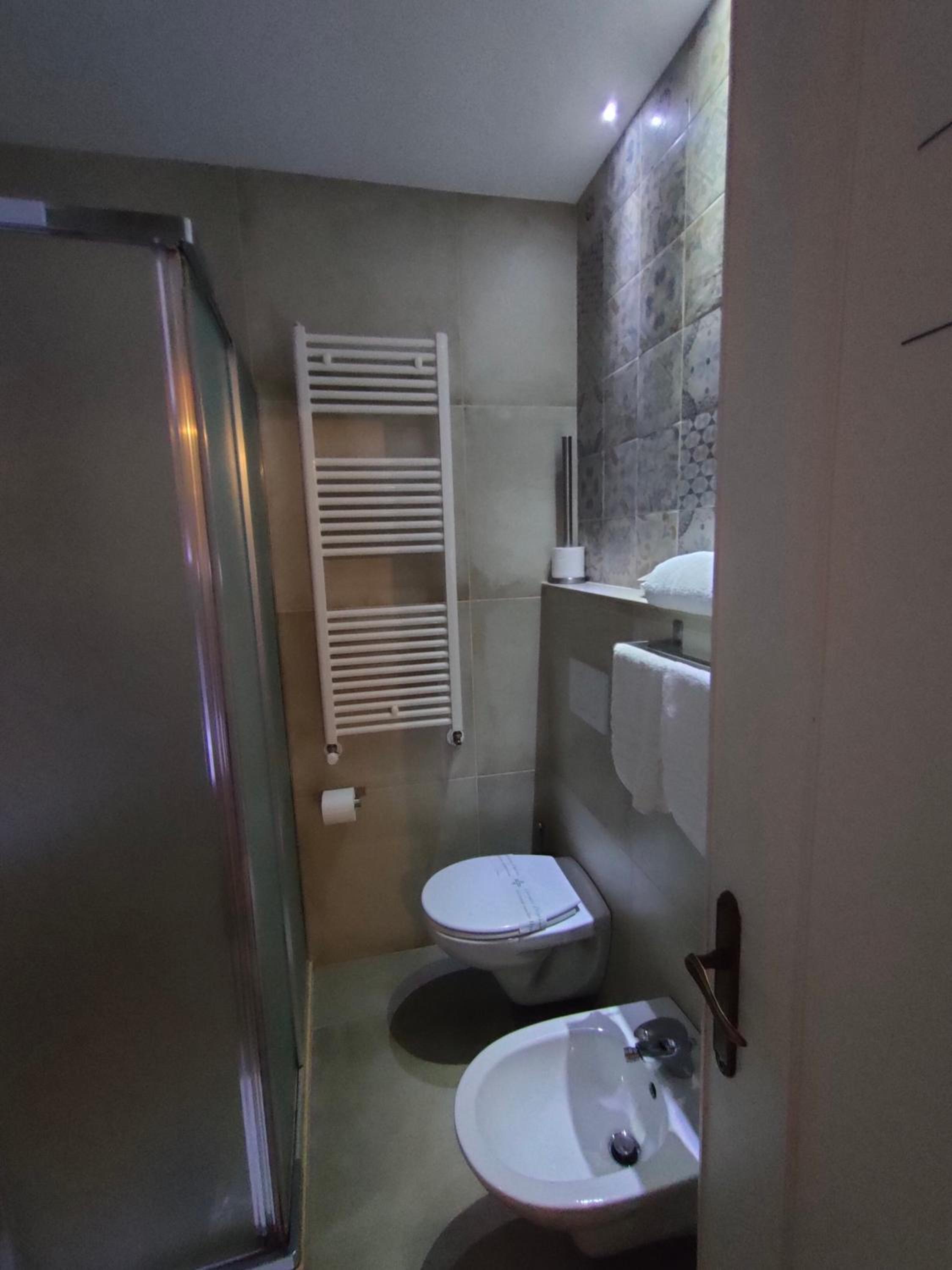 Double Room with Balcony photo 2