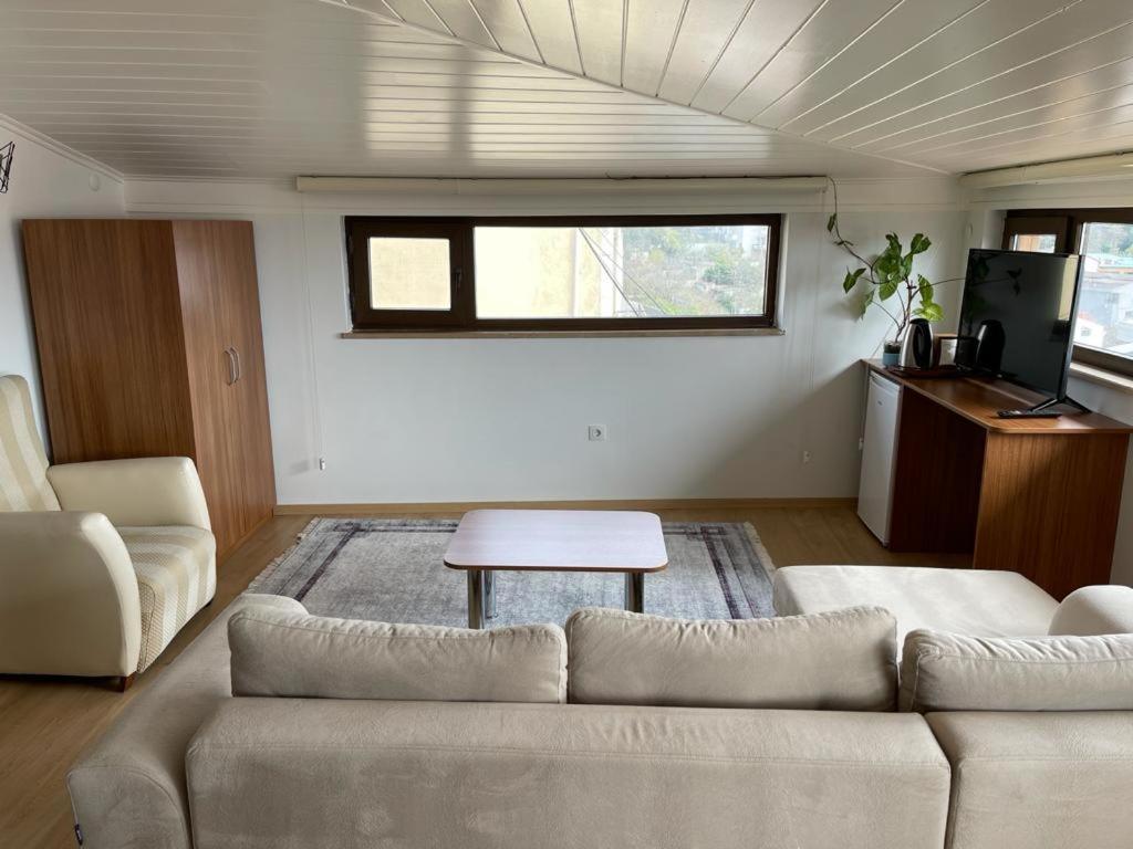 Deluxe Suite with Sea View