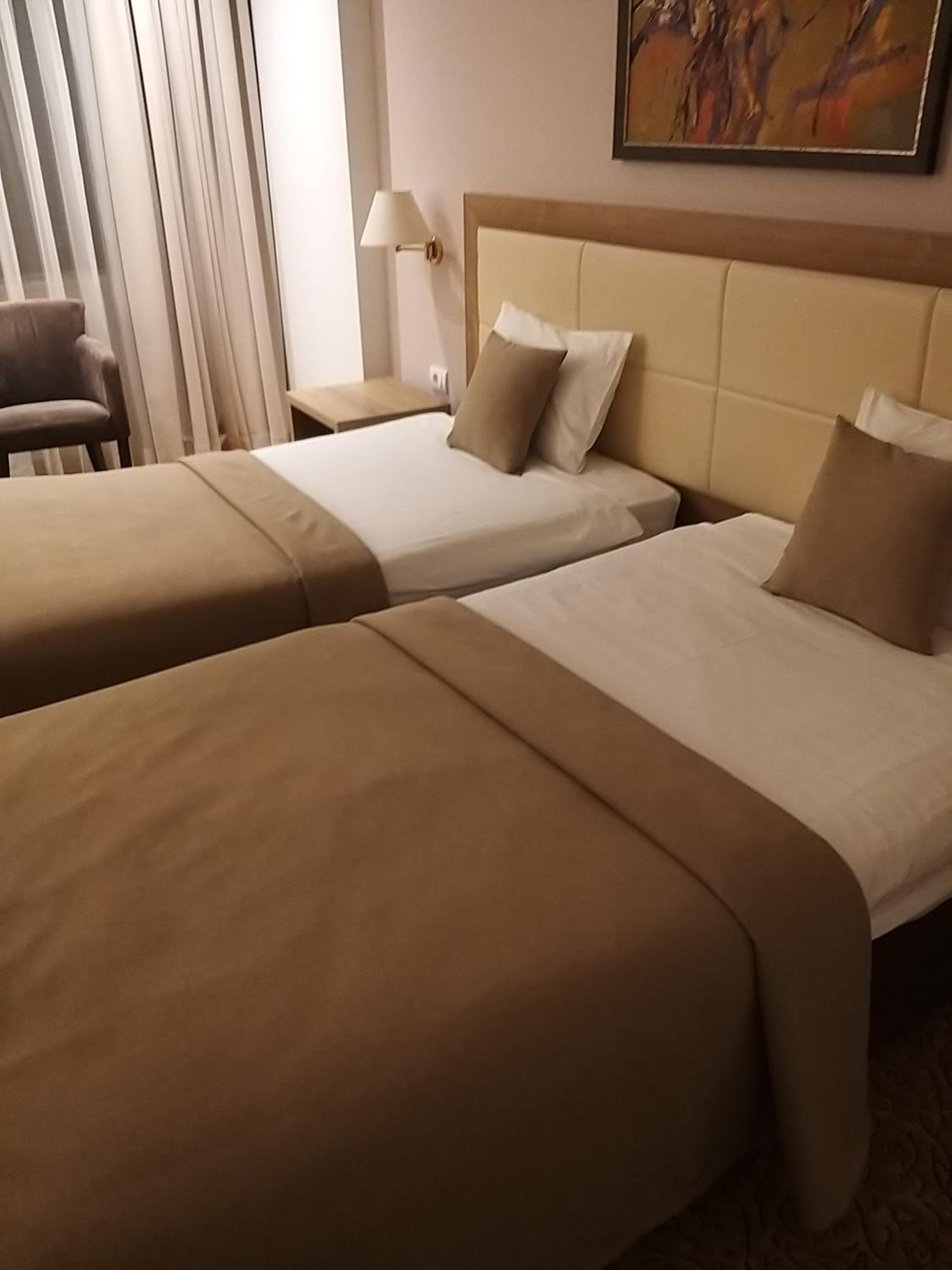 Standard Double or Twin Room photo 3