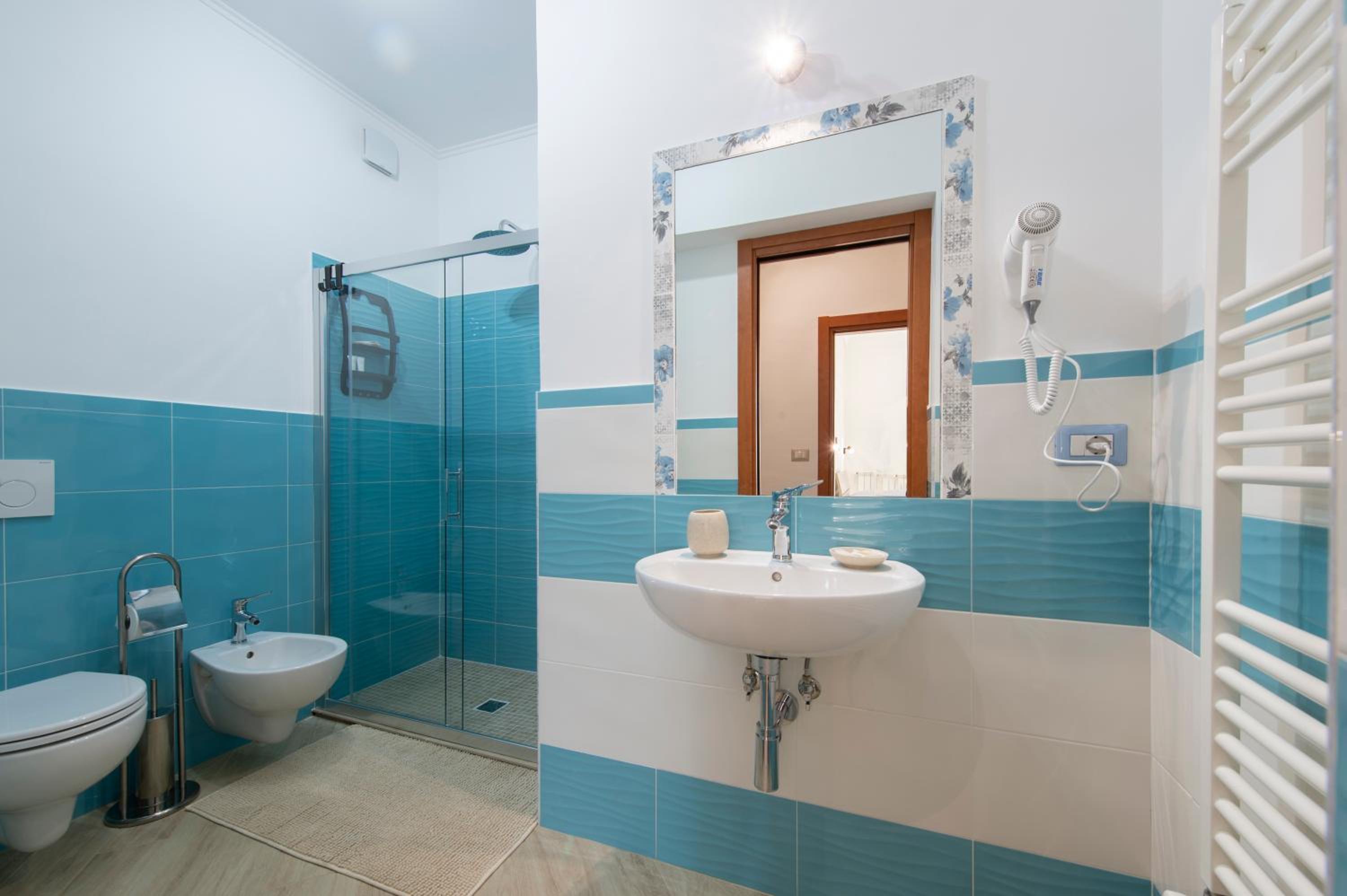 Triple Room - Photo 7