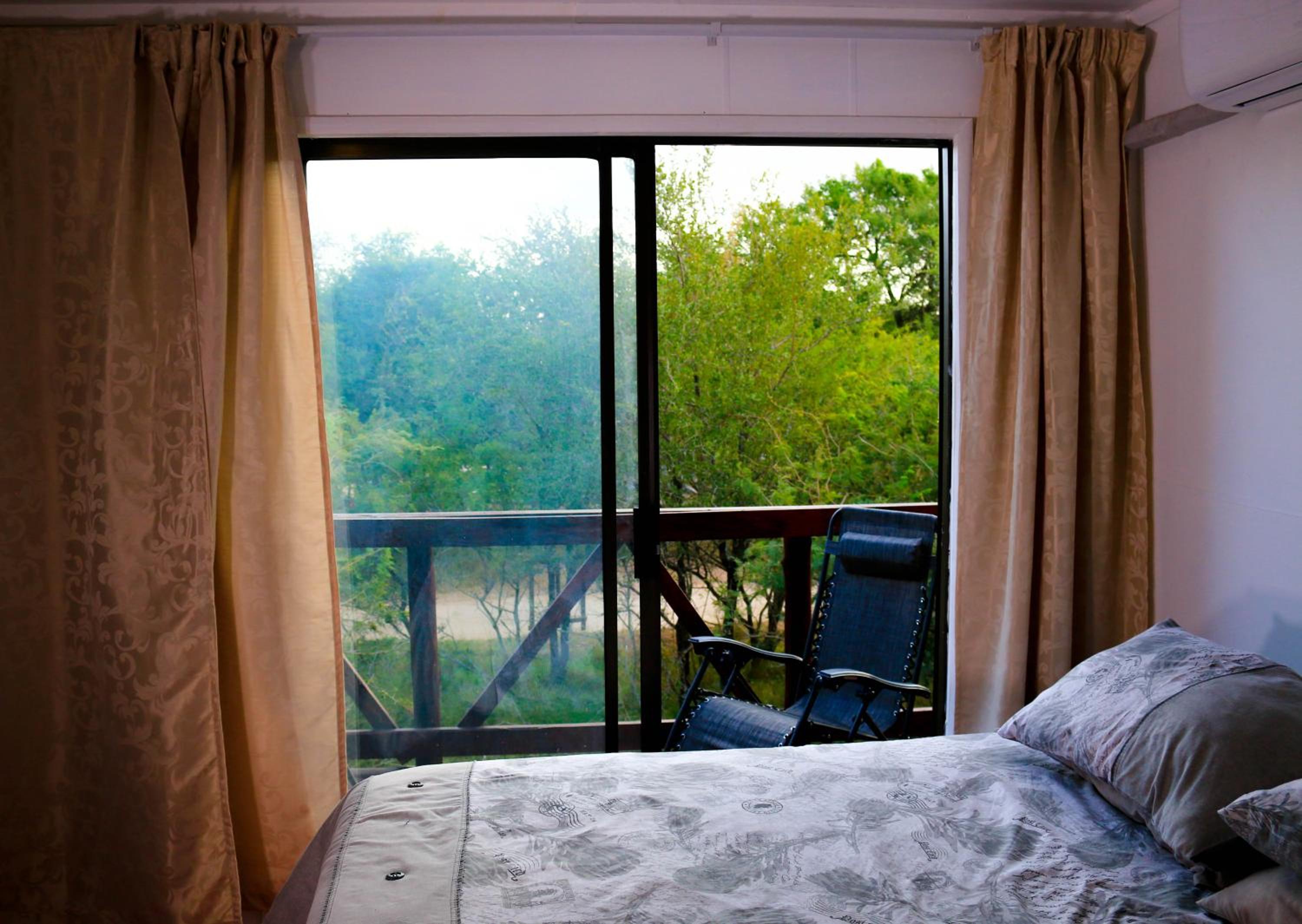 Family Double Room - Photo 7