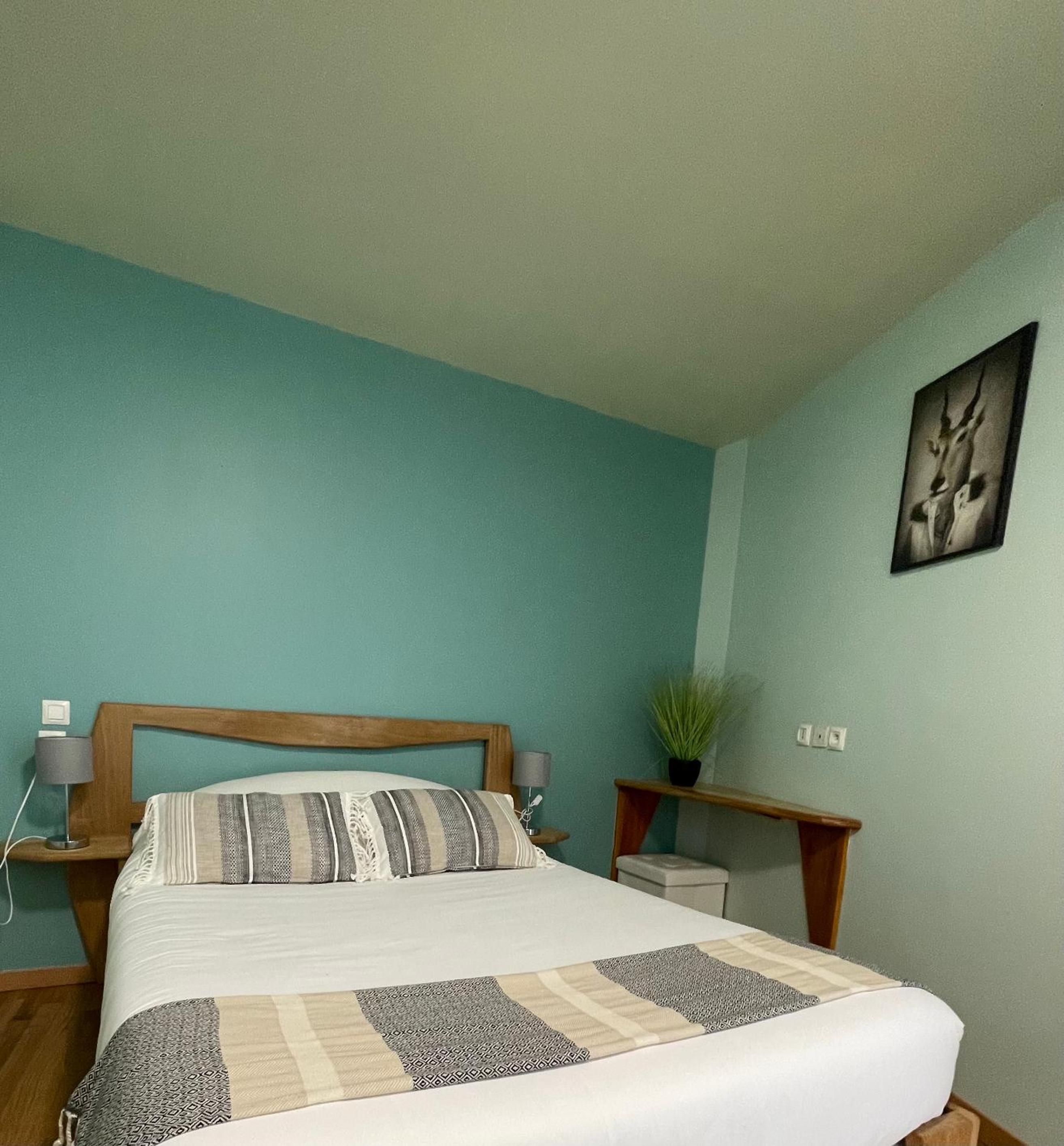 Double Room - Photo 1