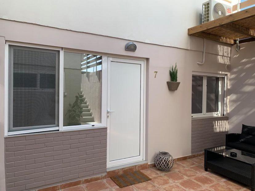 Basic Triple Room - Photo 10