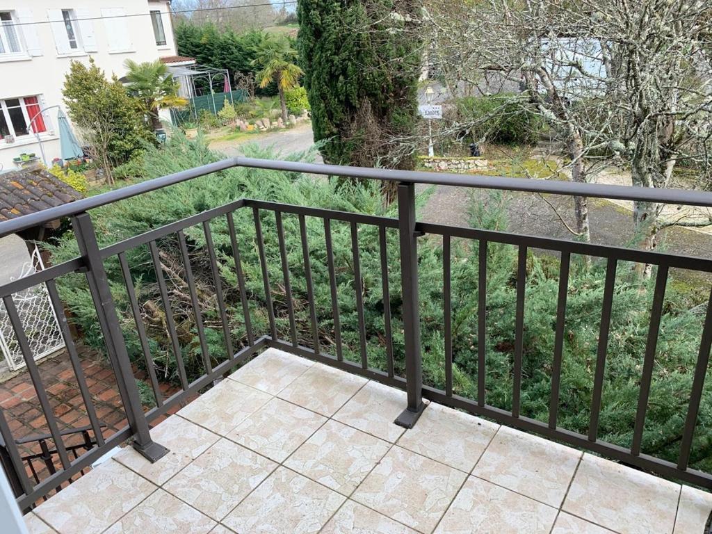 Apartment with Terrace photo 3