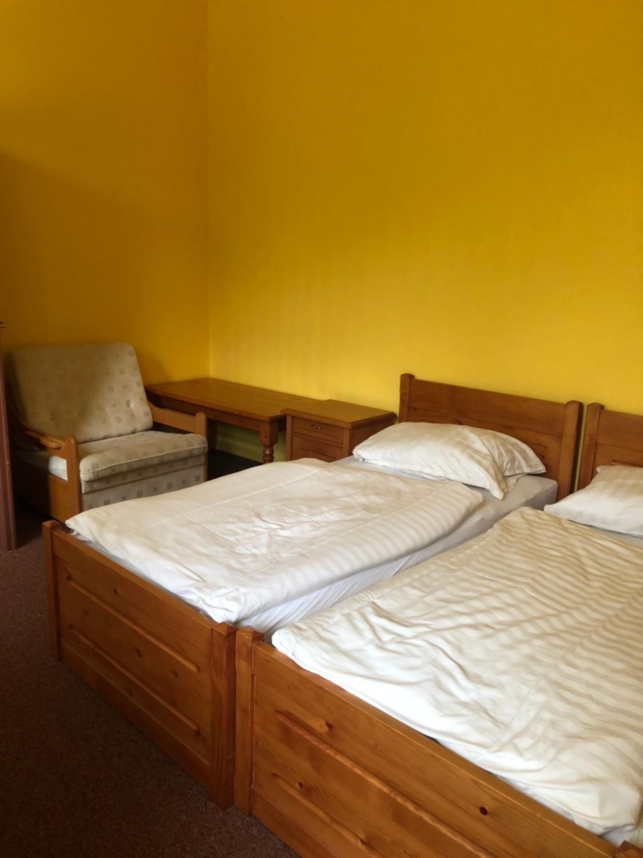 One-Bedroom Apartment - Photo 7