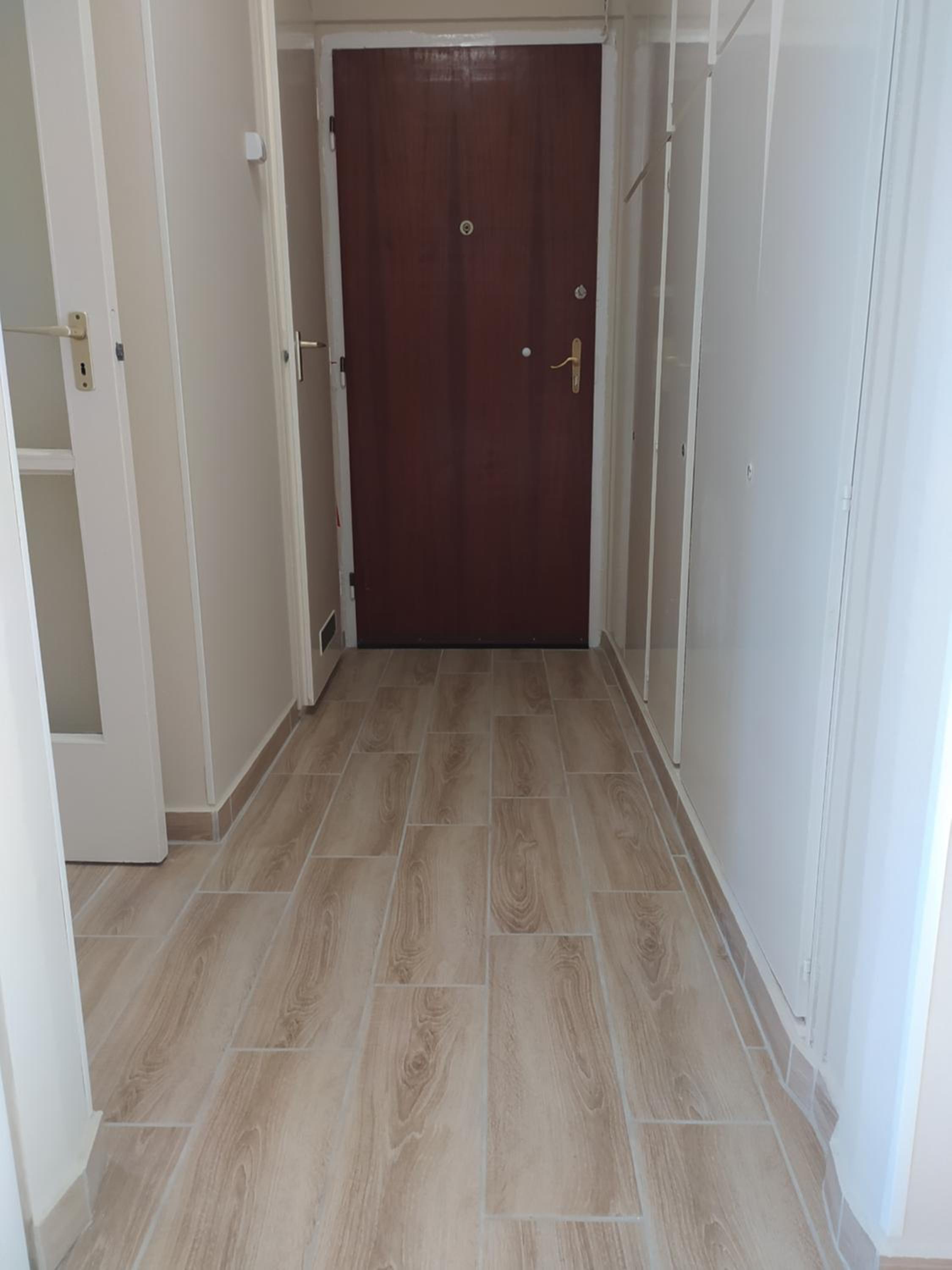 Two-Bedroom Apartment - Photo 33
