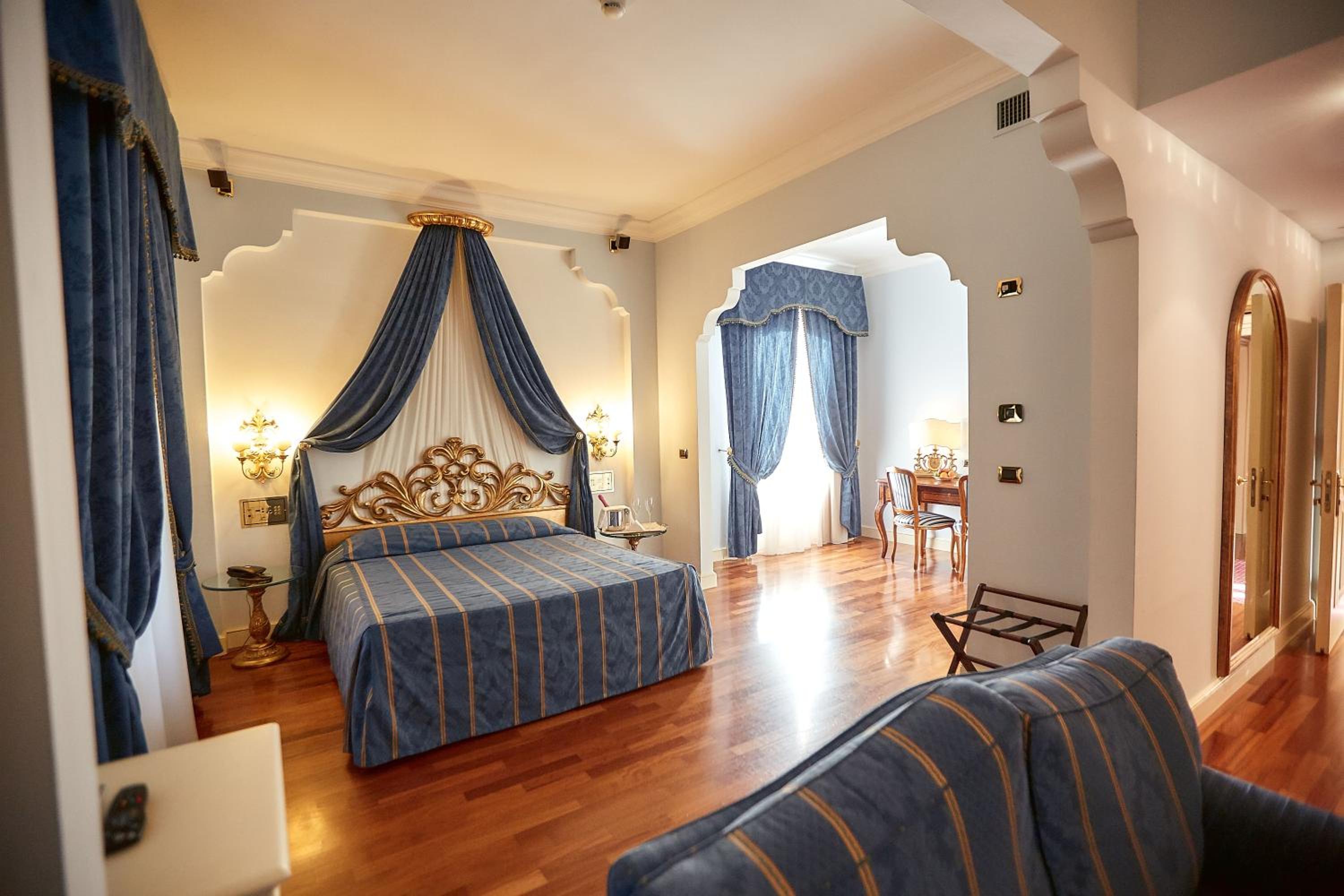 Suite photo 1