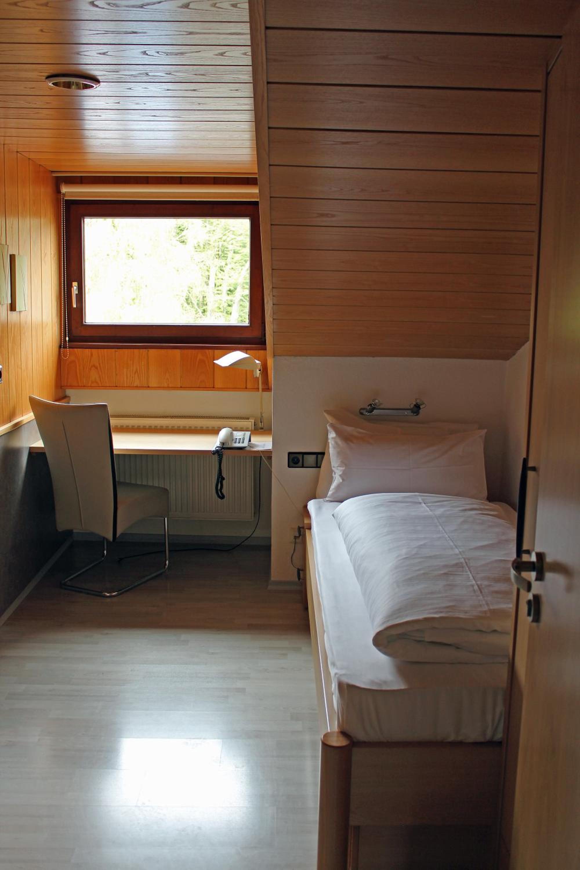 Single Room photo 1