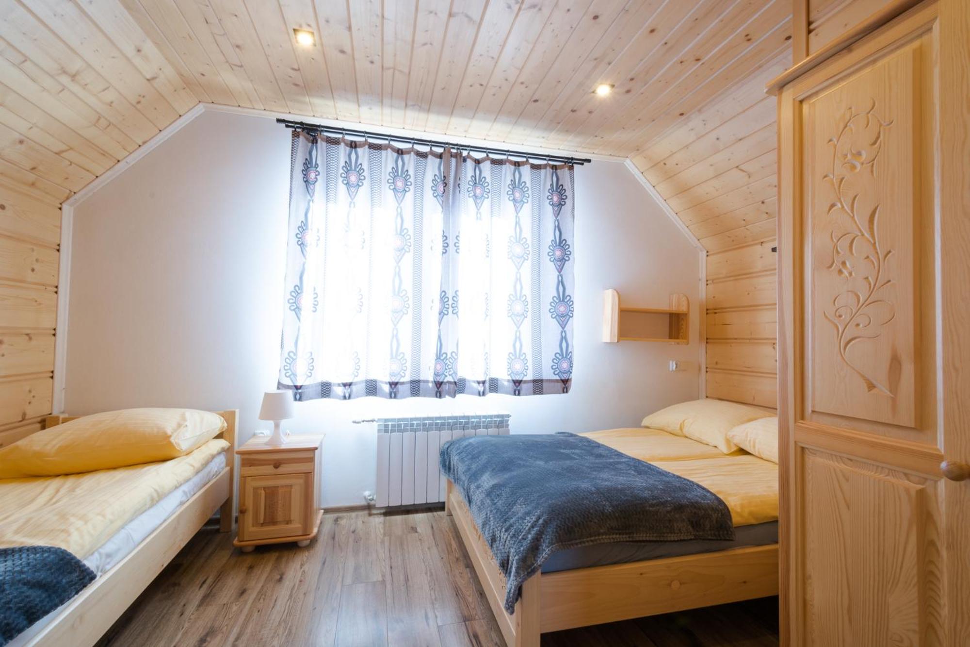 Three-Bedroom House photo 2