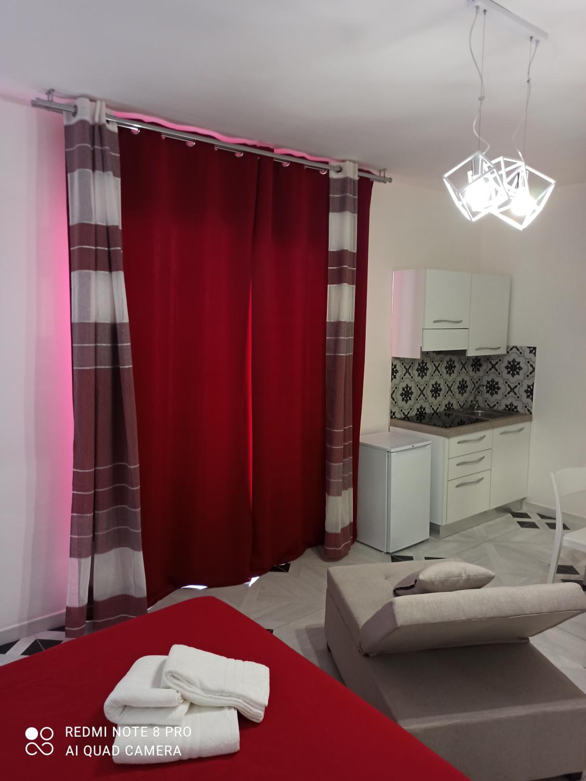 Deluxe Room (2 Adults + 1 Child) photo 2