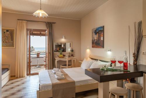 Studio (2-3 Adults)