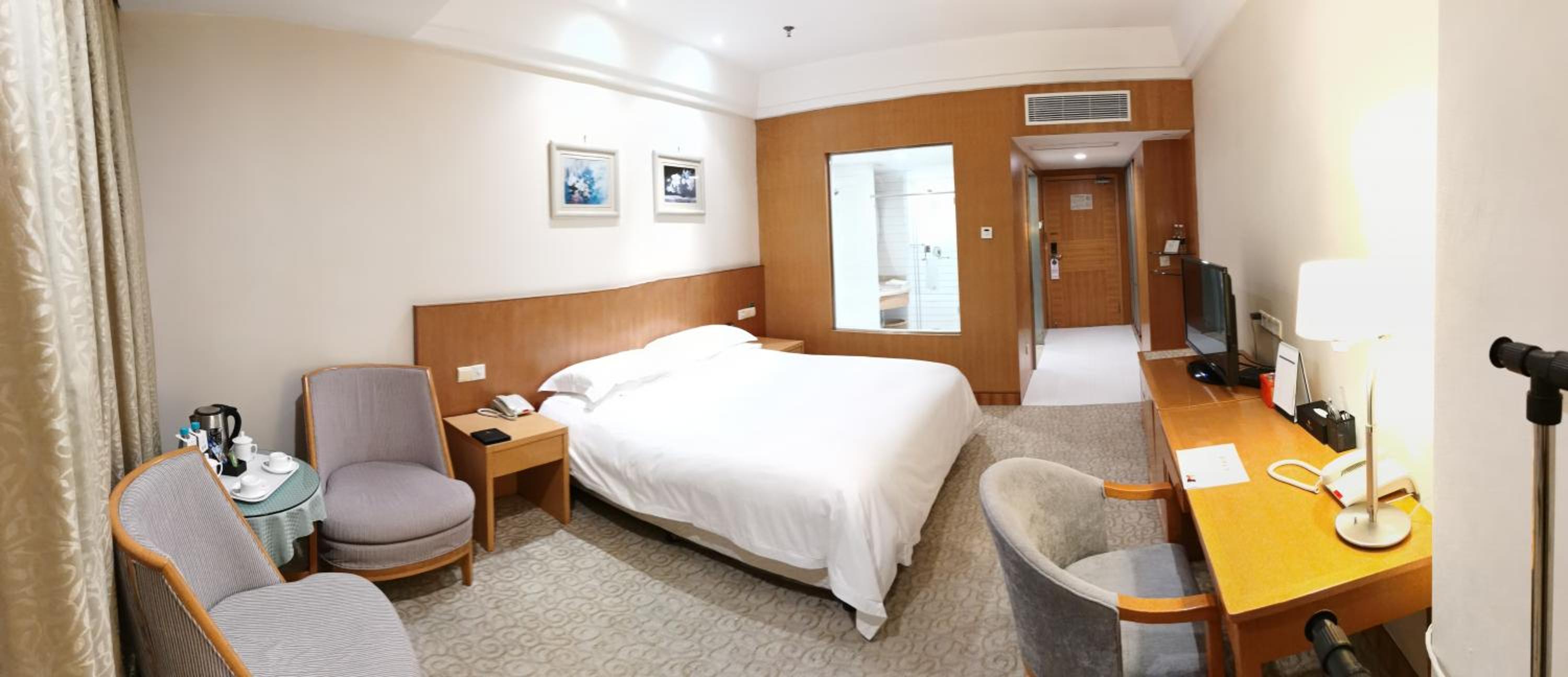 Deluxe Business Double Room photo 3