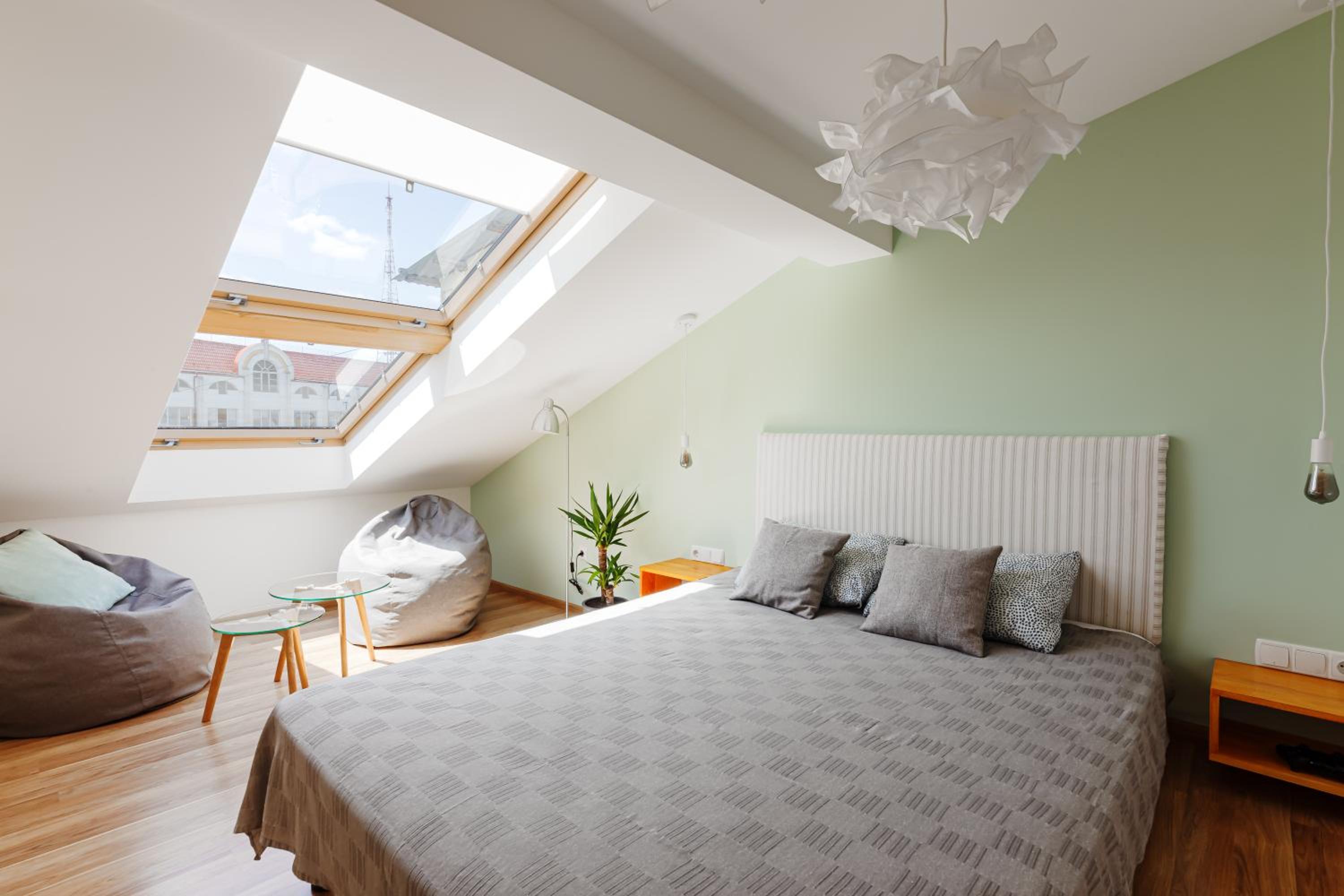 Apartment With Shared Bathroom