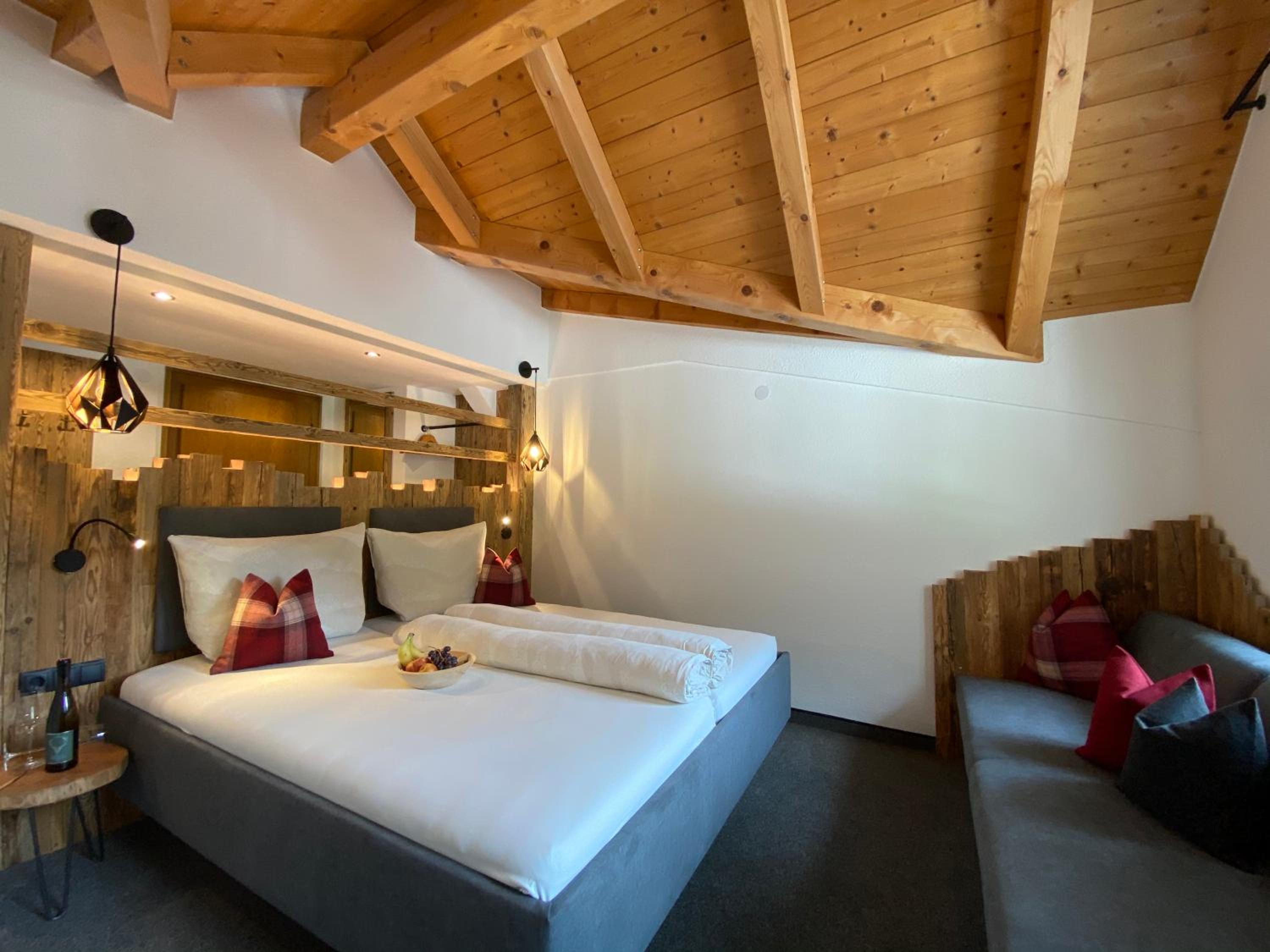 Deluxe Double Room photo 3