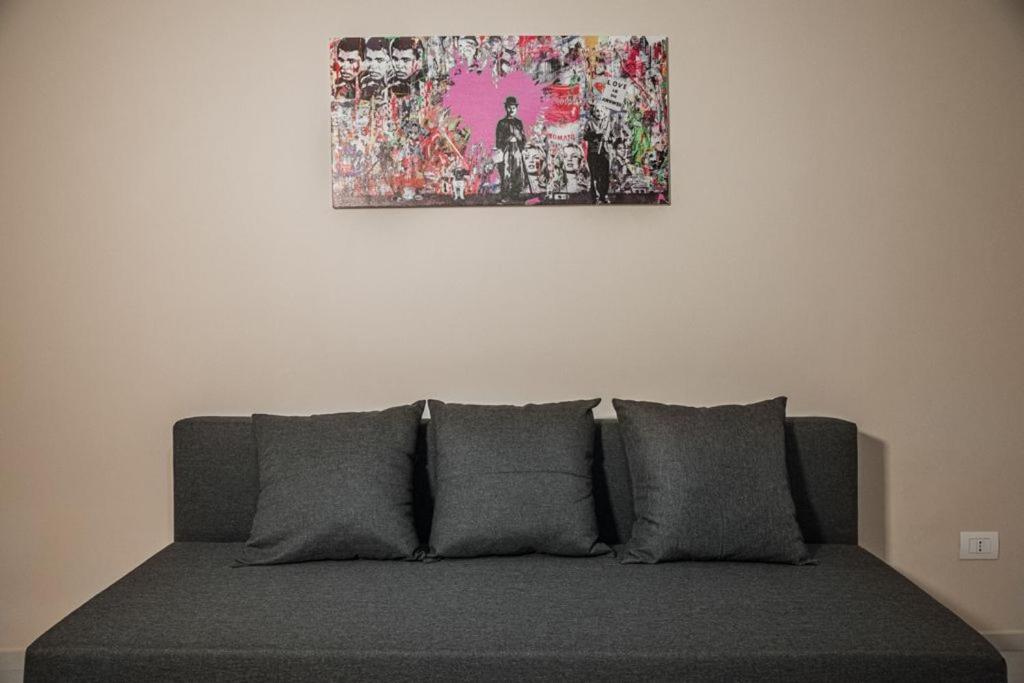 One-Bedroom Apartment - Photo 11