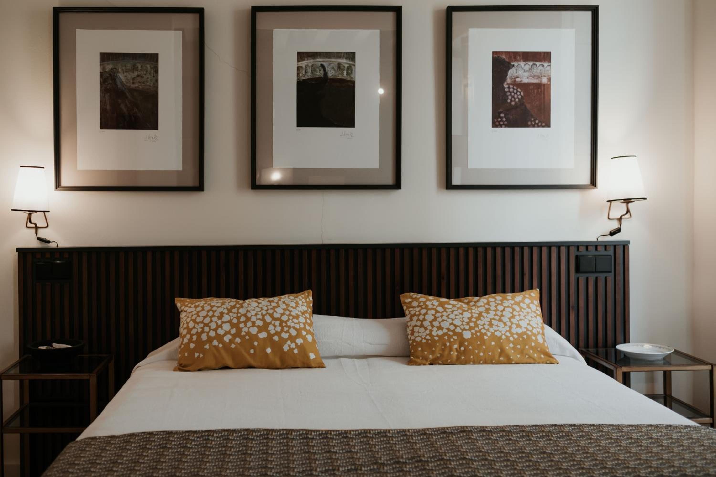 Superior Double Room - Photo 1