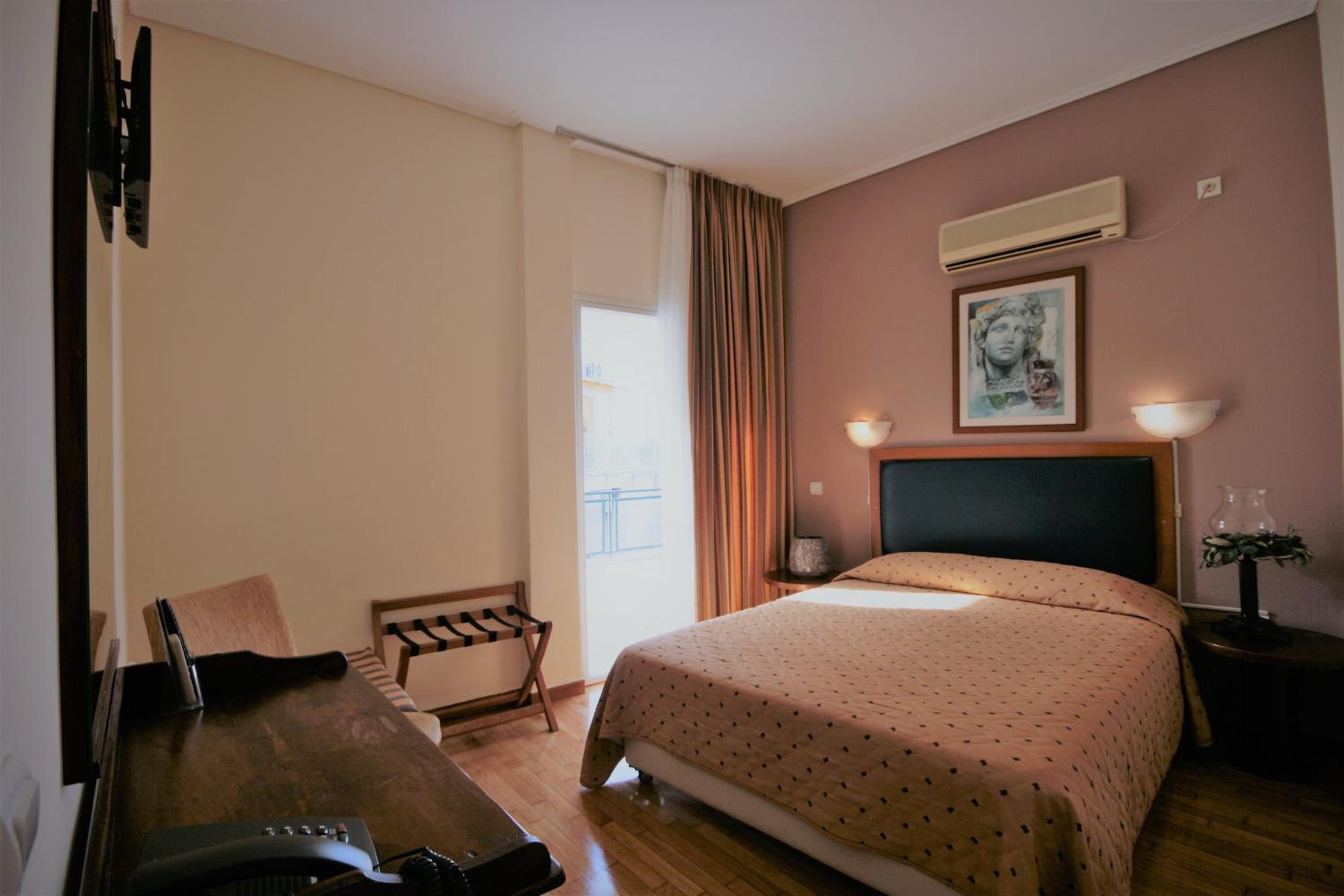 Double or Twin with Acropolis View photo 2