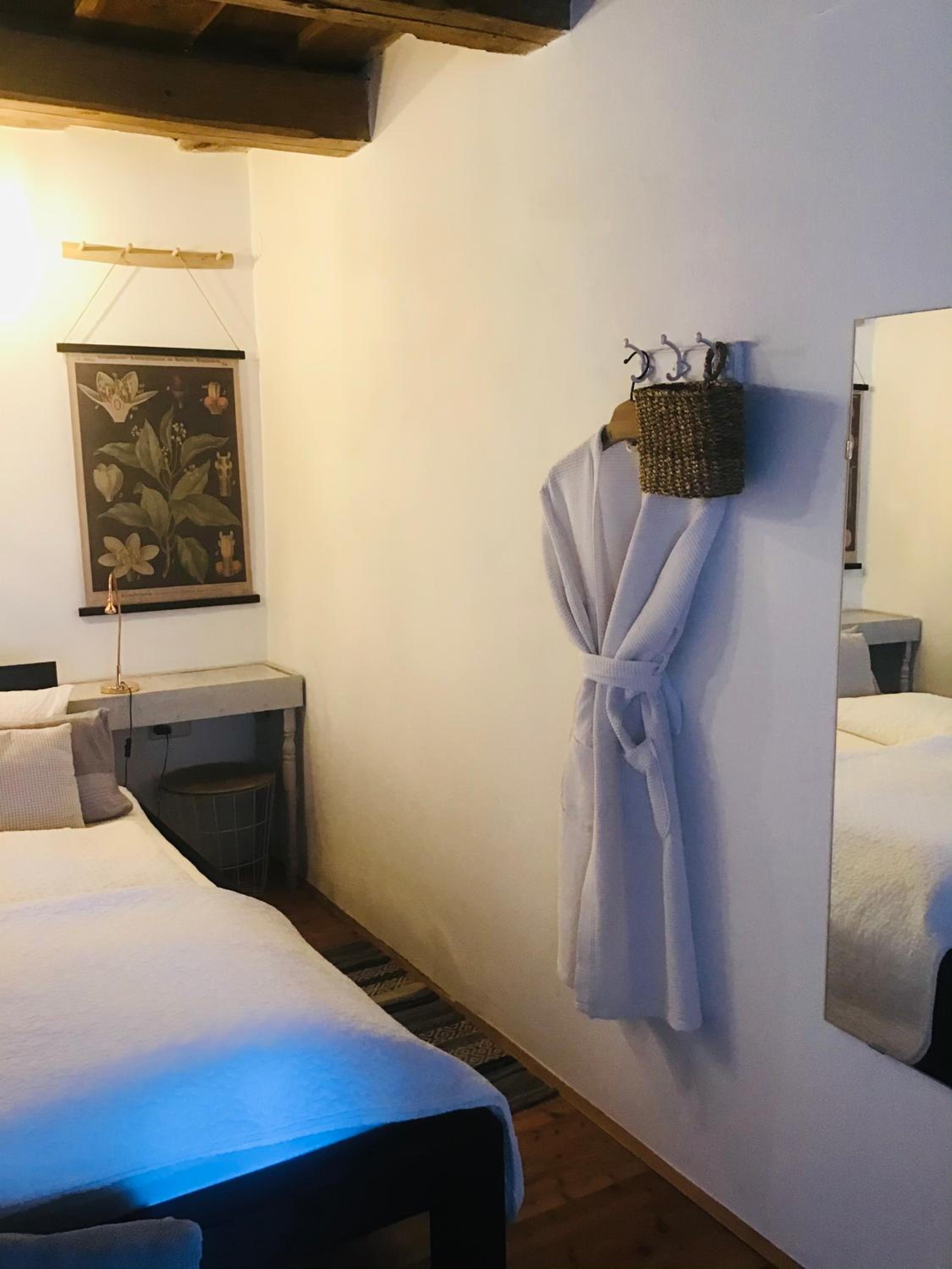 Double Room with Private Bathroom photo 2