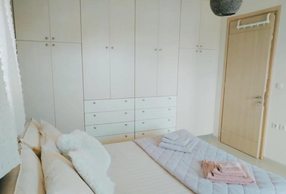 One-Bedroom Apartment - Photo 34