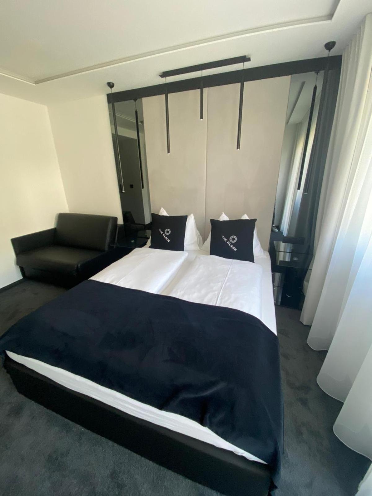 Double Room with Extra Bed photo 3