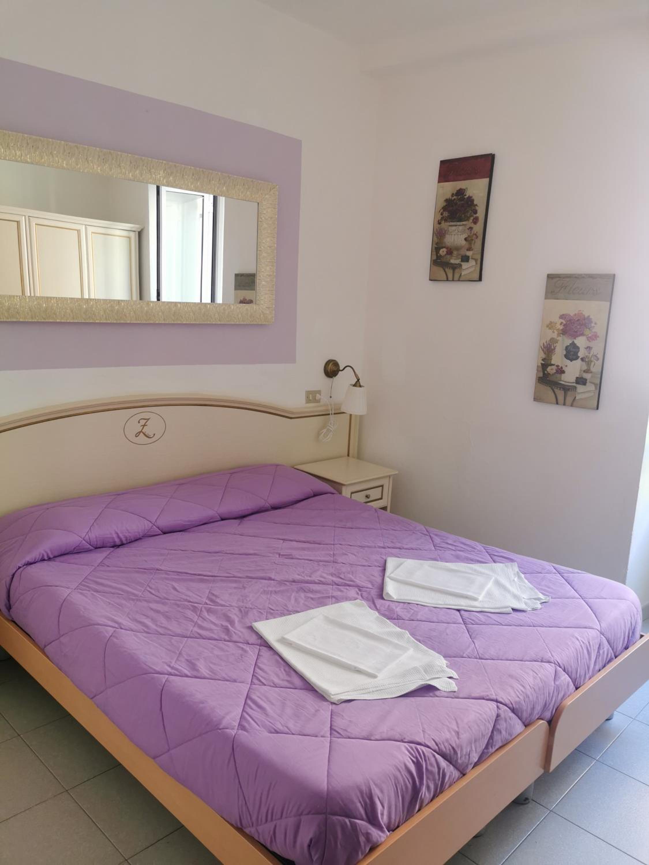 One-Bedroom Apartment (3 Adults) photo 1