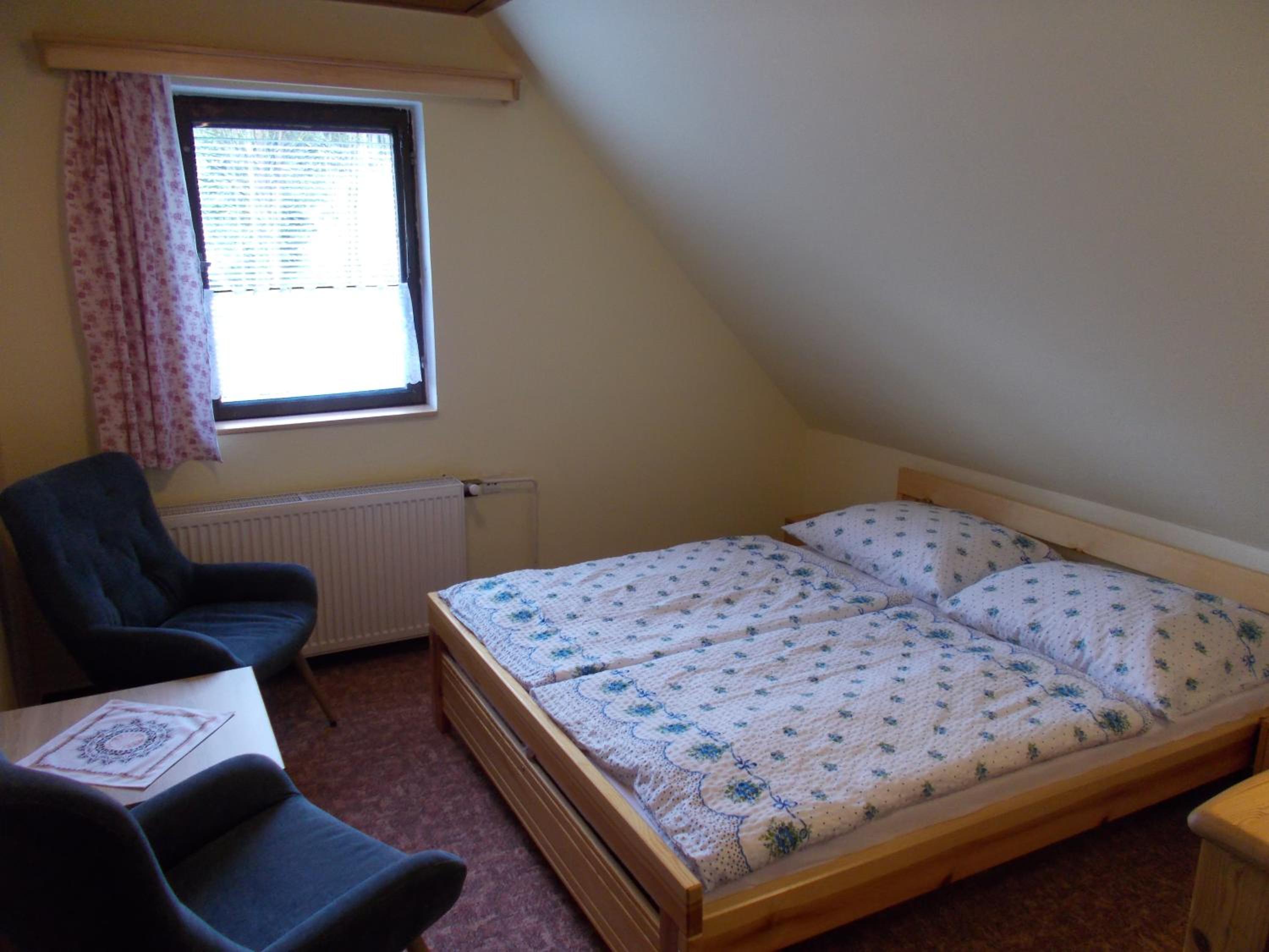 Large Double Room photo 1