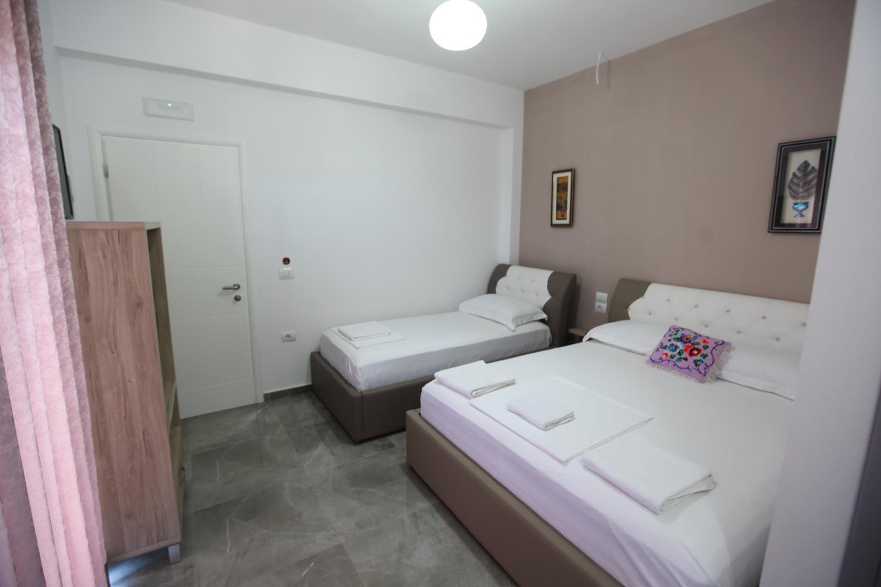 Triple Room with Balcony photo 3