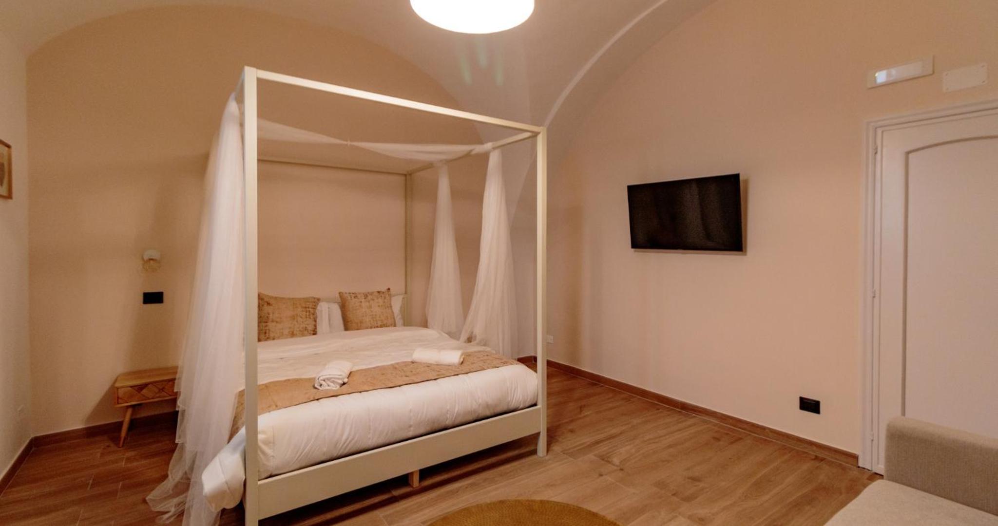 Junior Suite - Photo 1