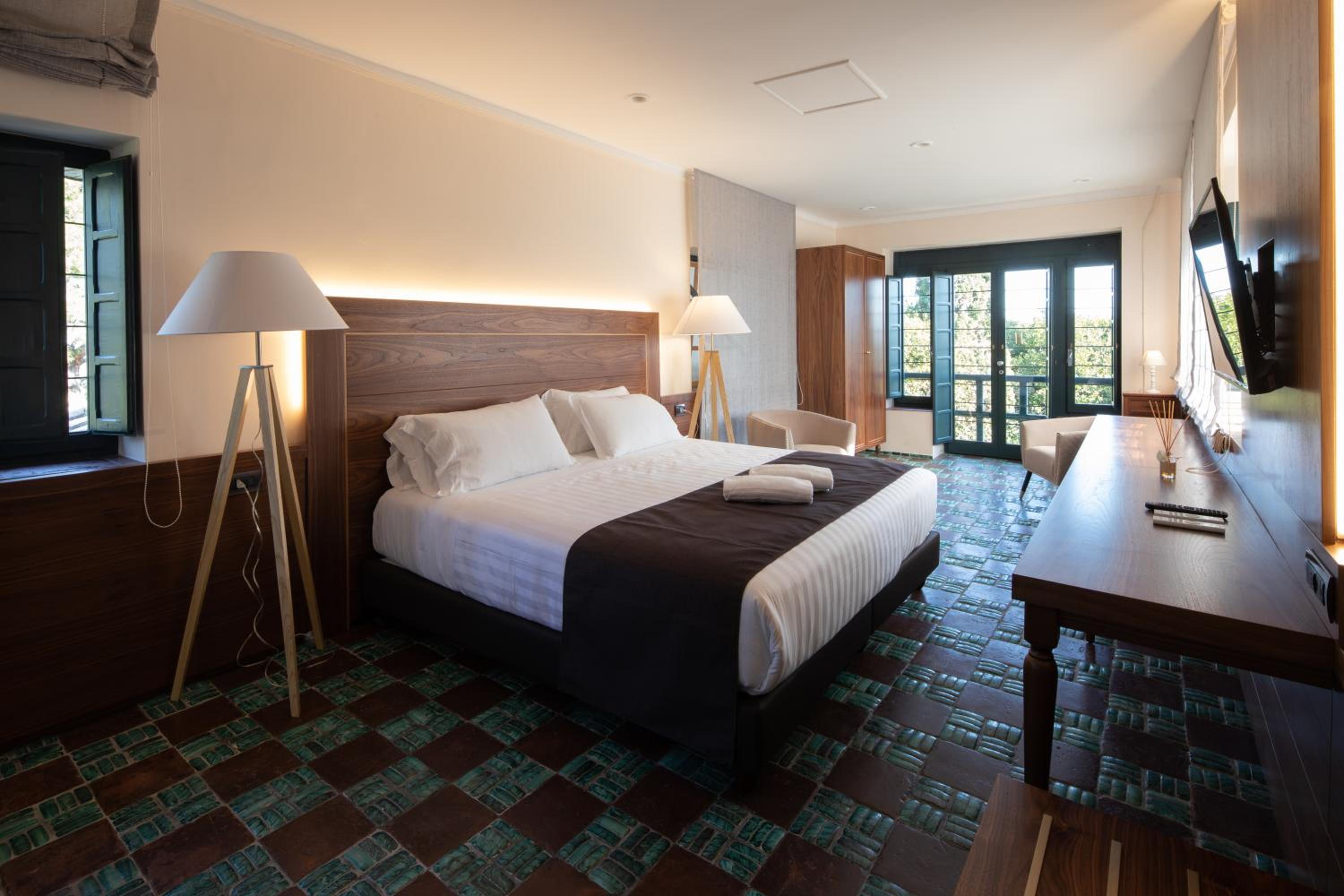 King Room with Garden View - Photo 1