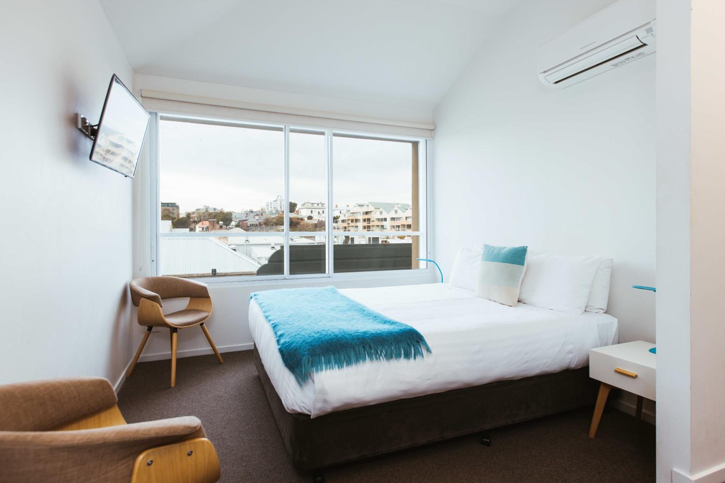 the COLVILLE LITTLE QUEEN - Apt 3