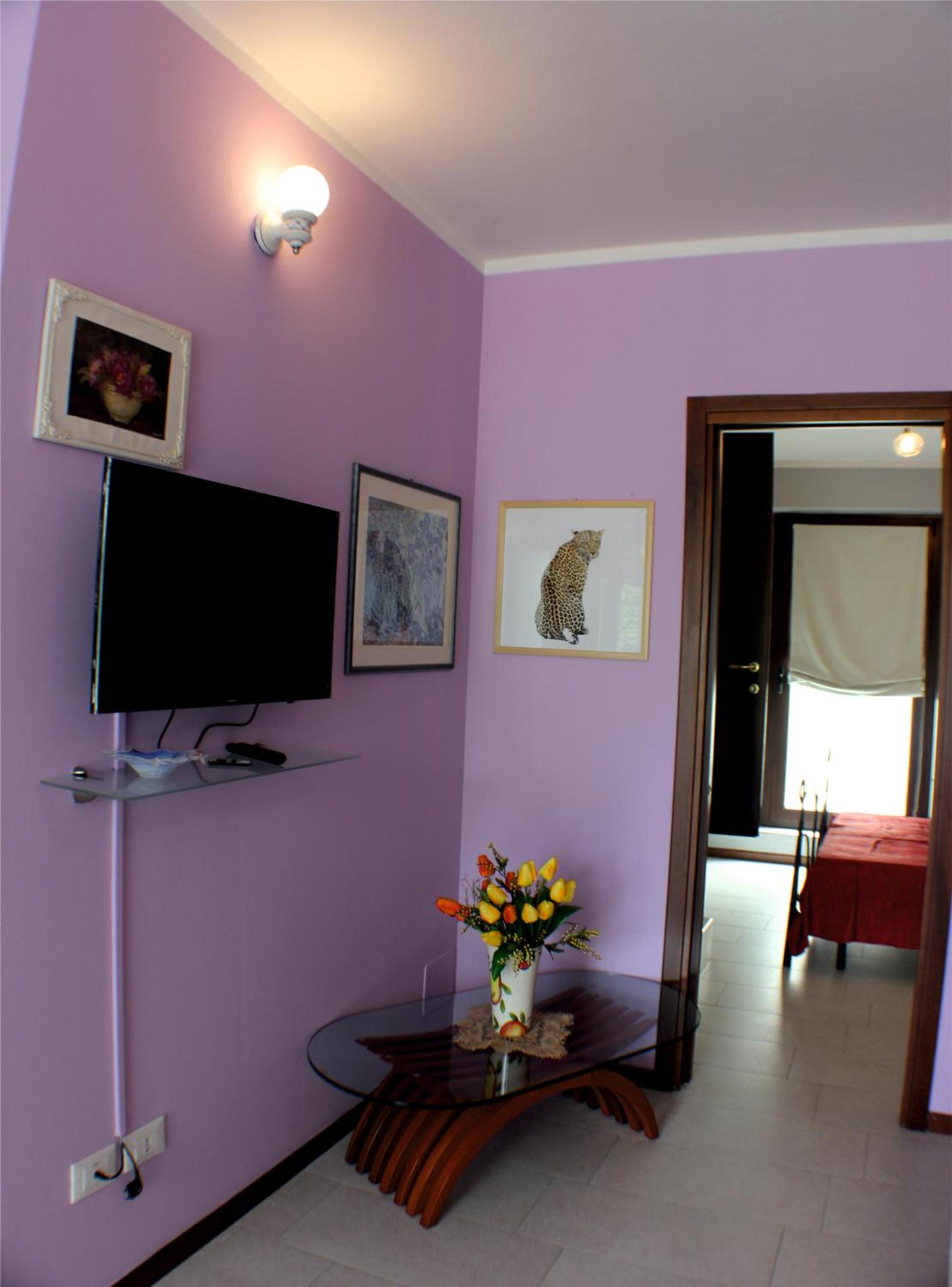 Two-Bedroom Apartment photo 3