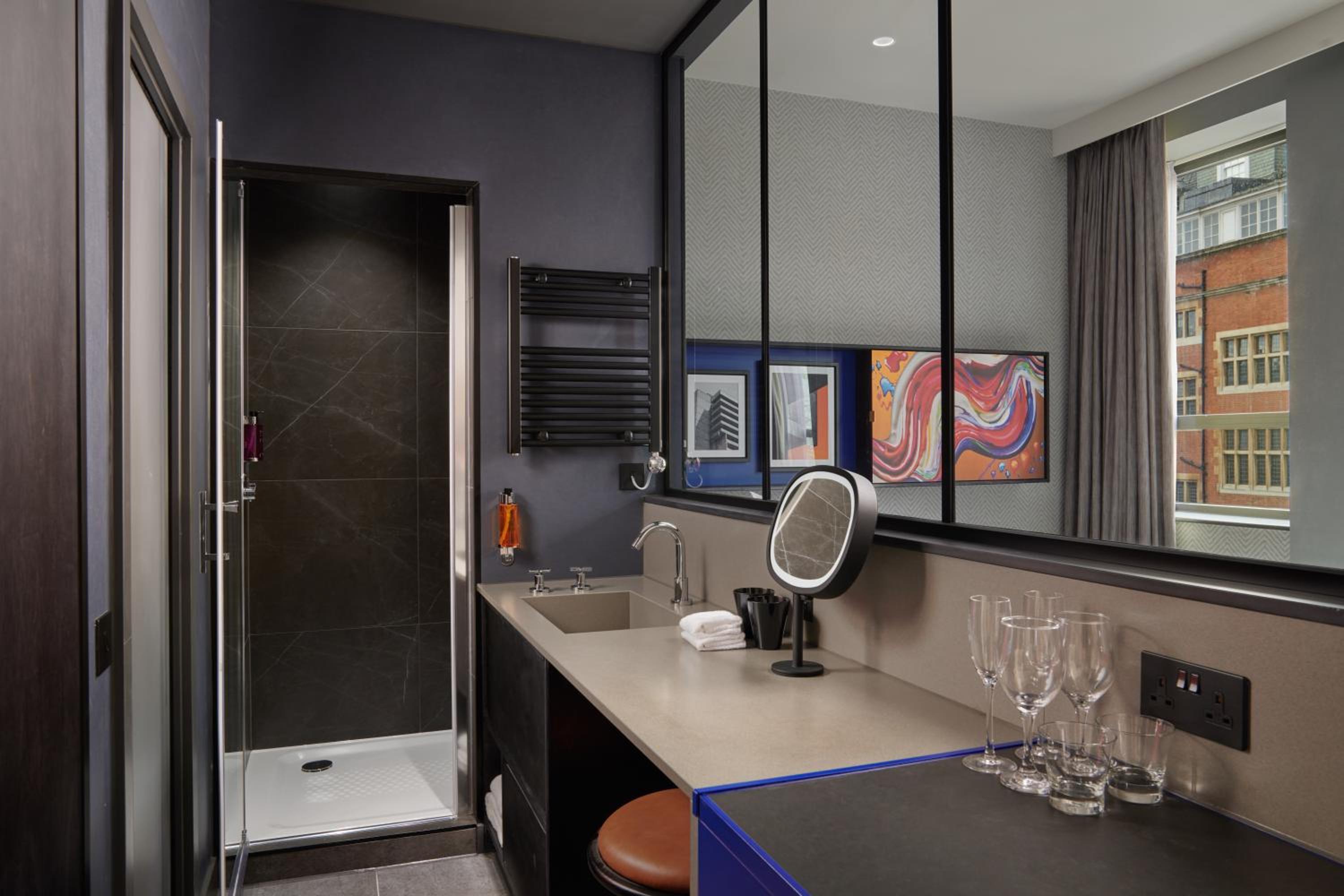 Standard Double Room - Photo 4