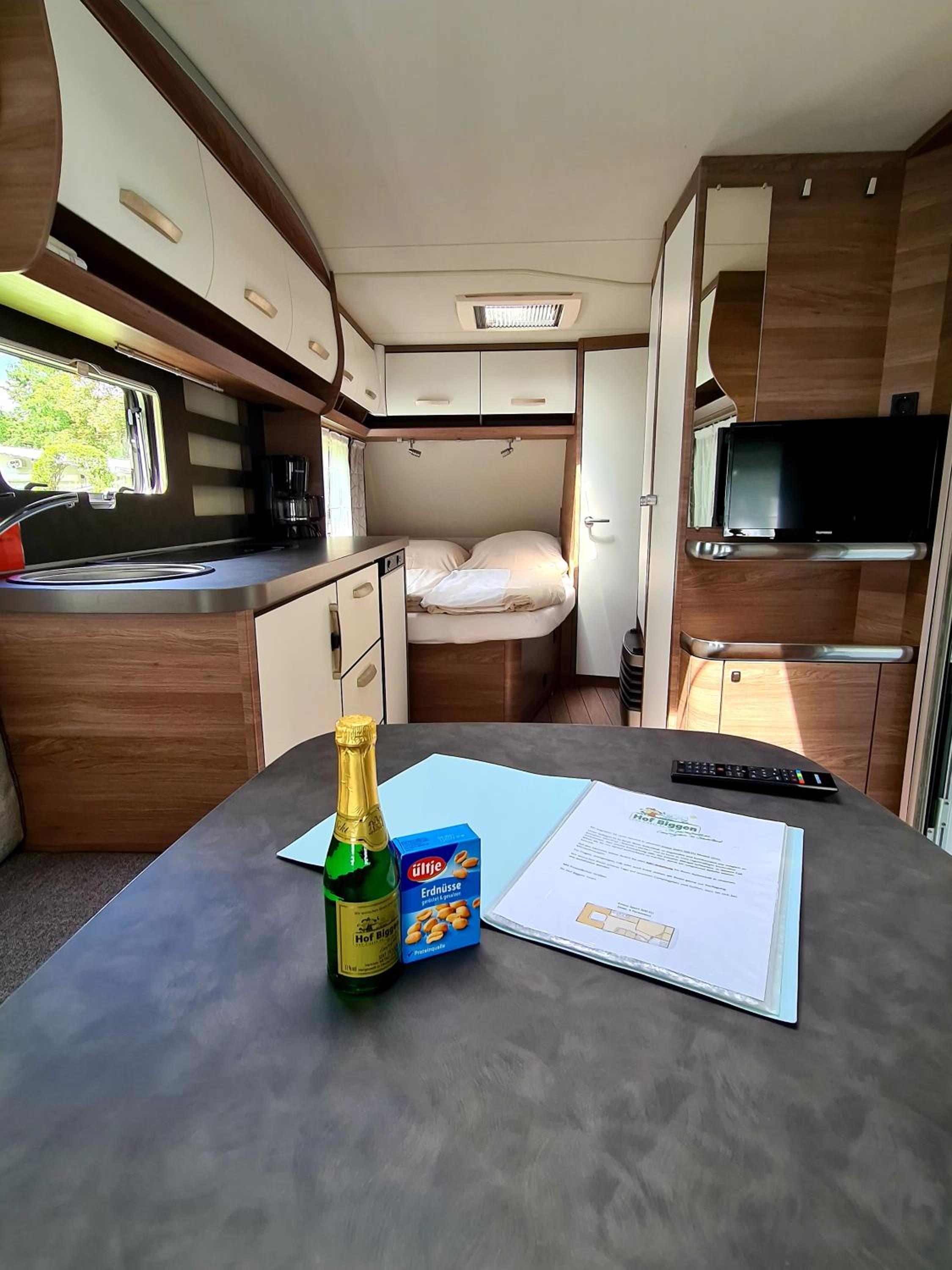 Caravan photo 1
