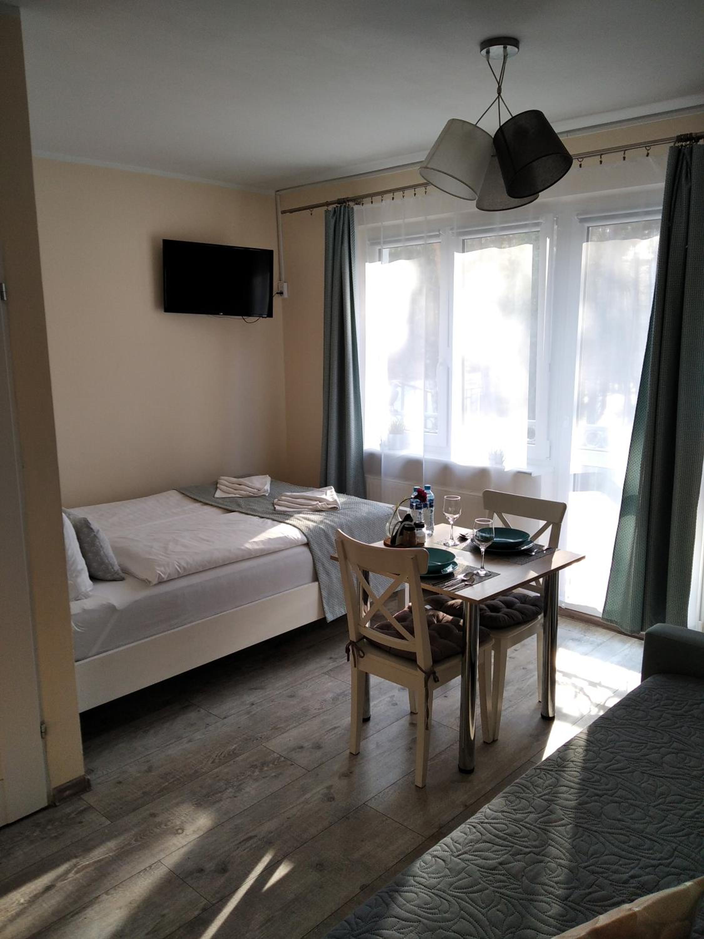 Apartment with Balcony photo 1
