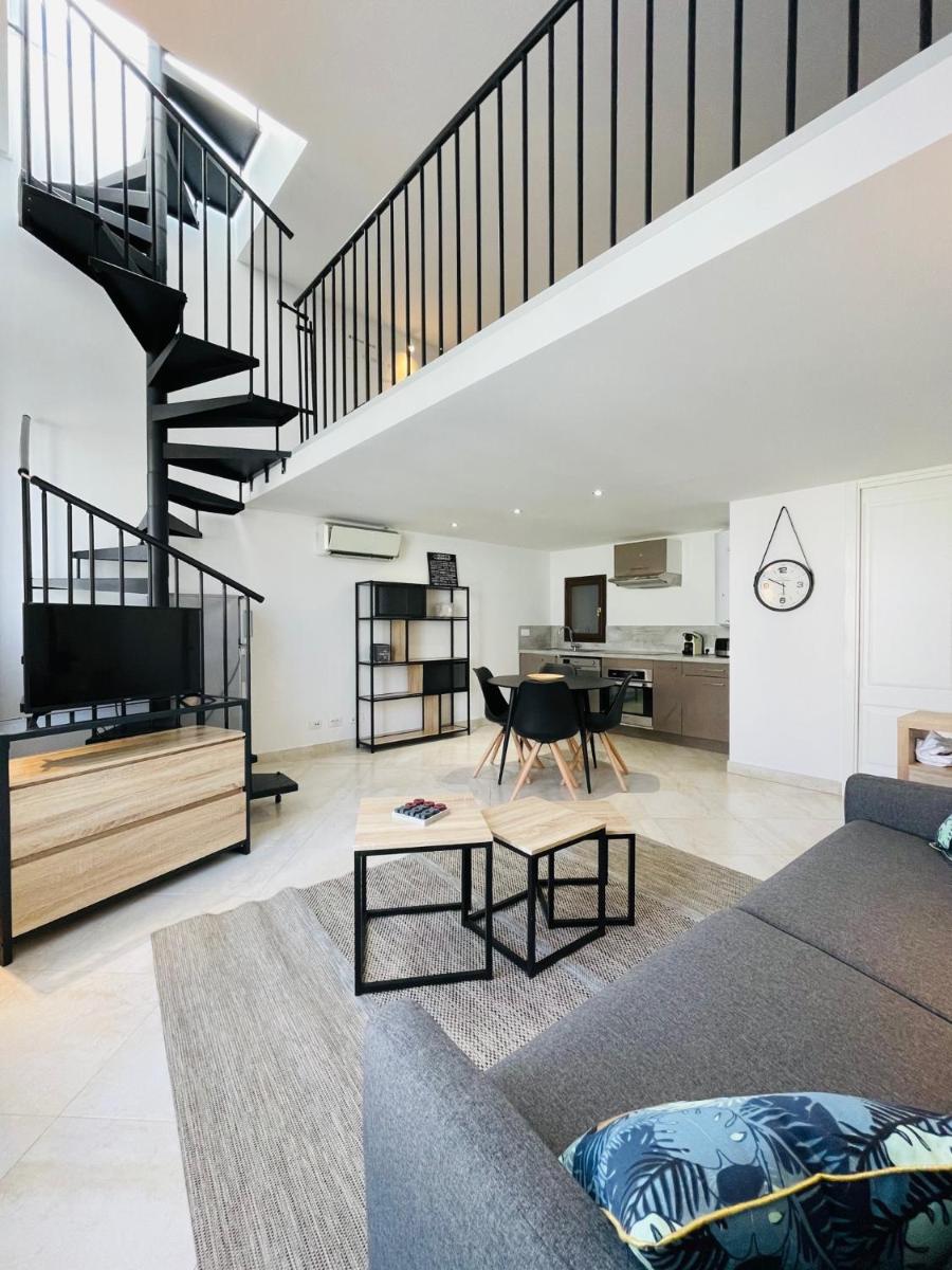Apartment - Split Level photo 1