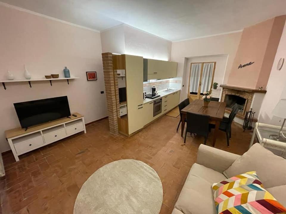 Two-Bedroom House photo 3