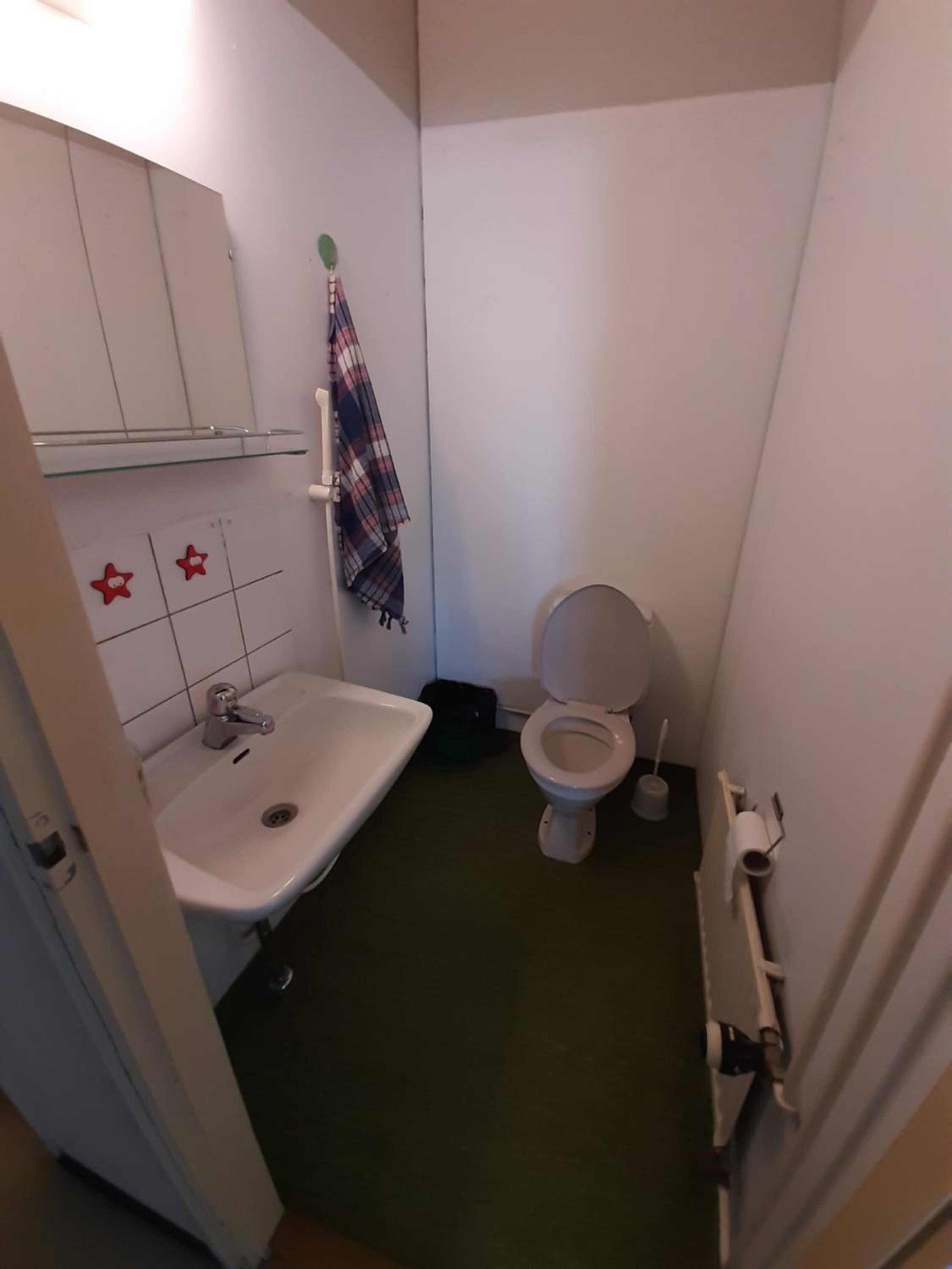 Two-Bedroom Apartment - Photo 11