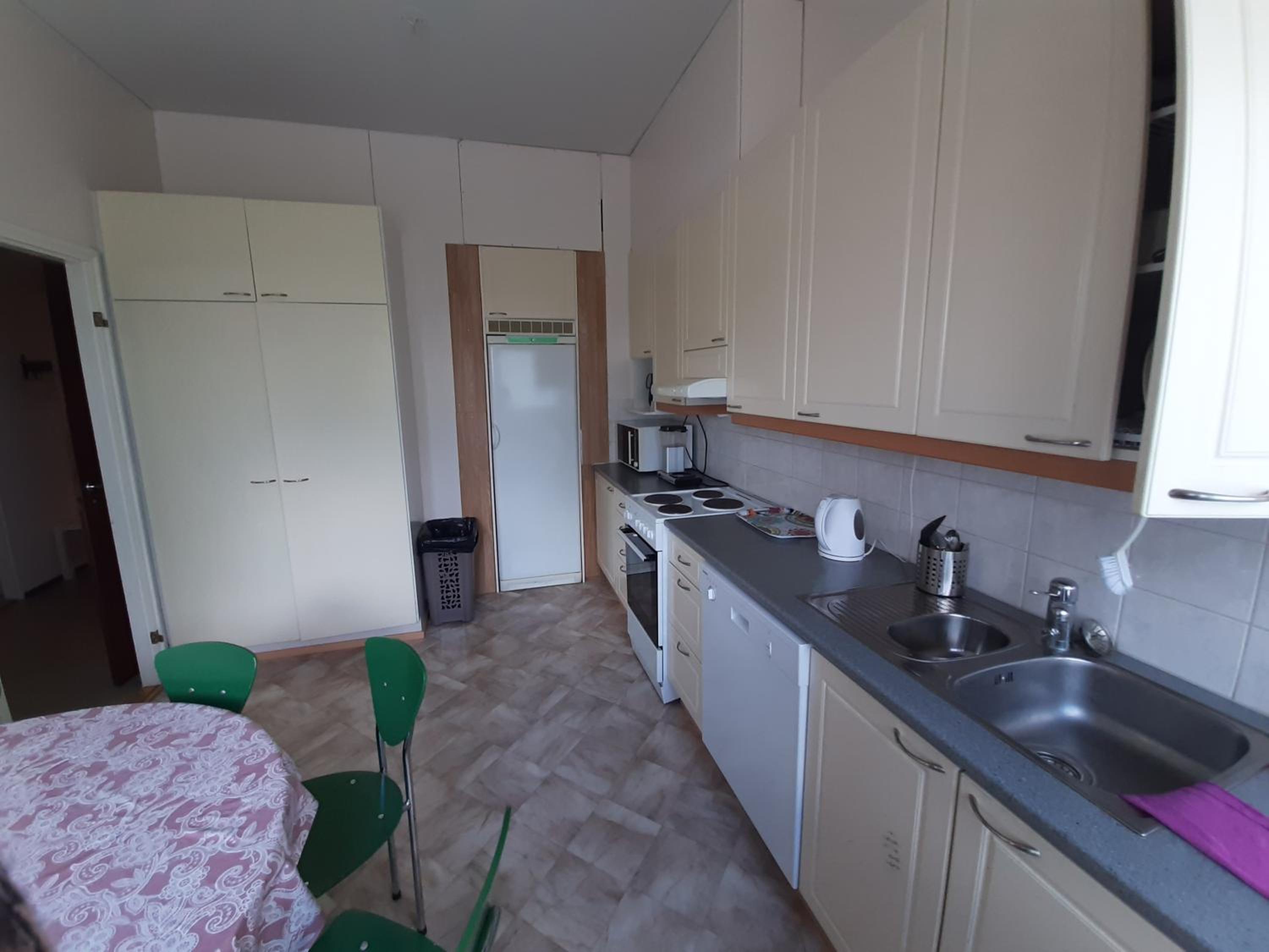 Two-Bedroom Apartment - Photo 7