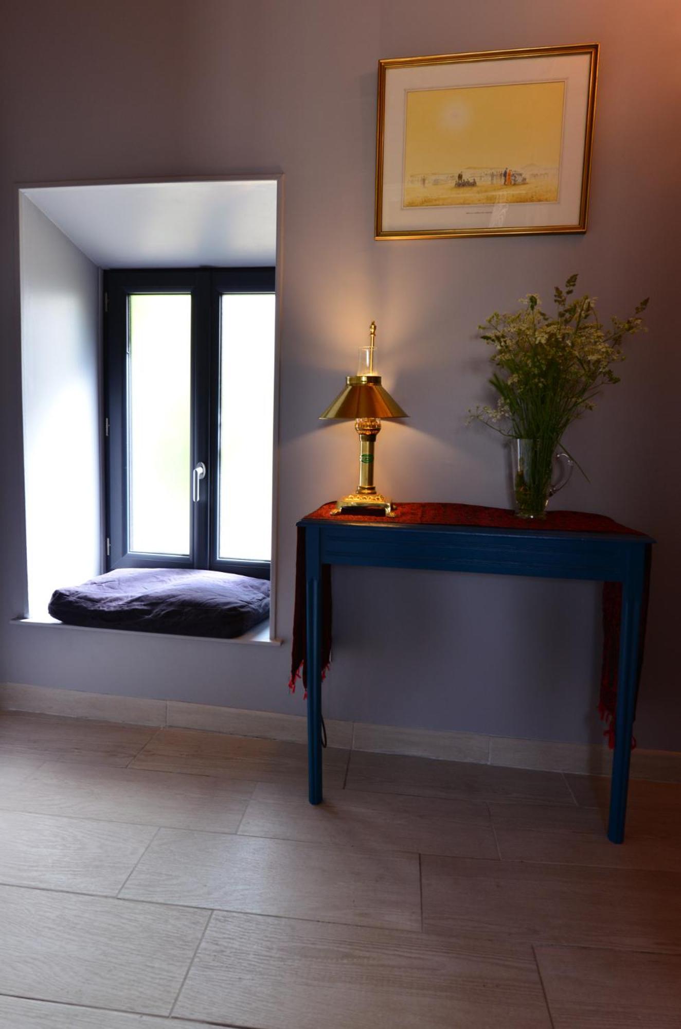 Deluxe Double Room with Shower - Photo 3