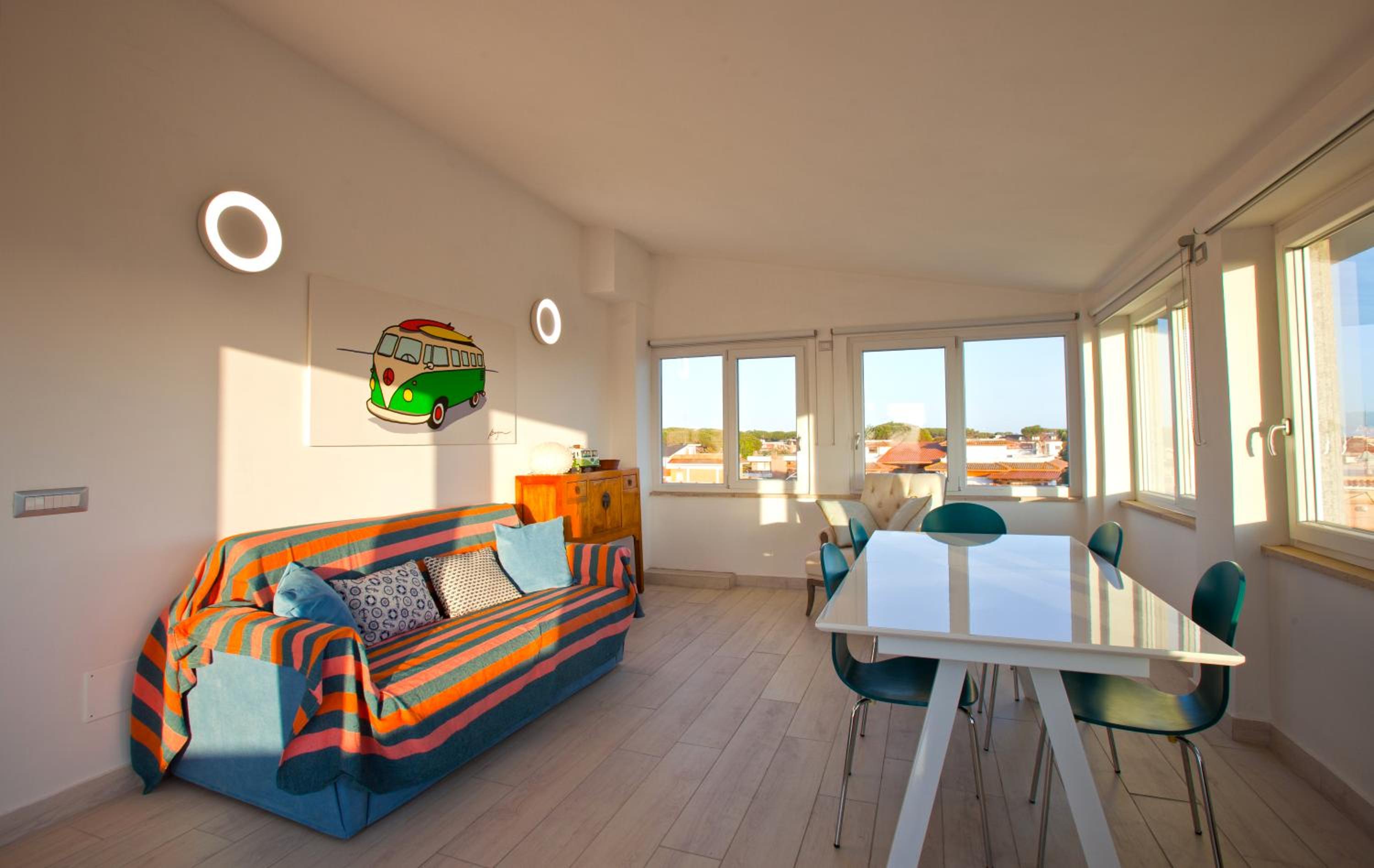 One-Bedroom House photo 1