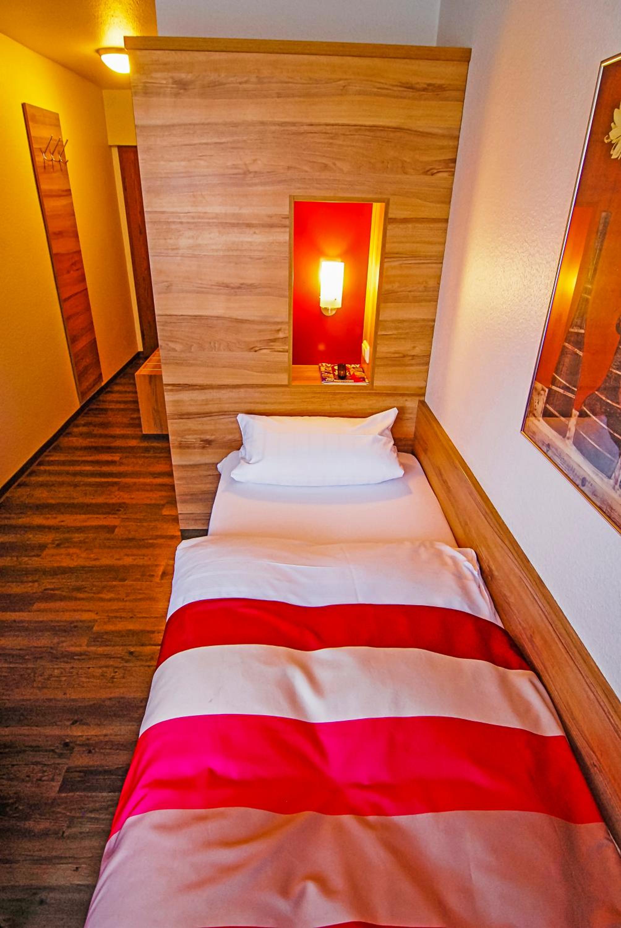 Small Single Room